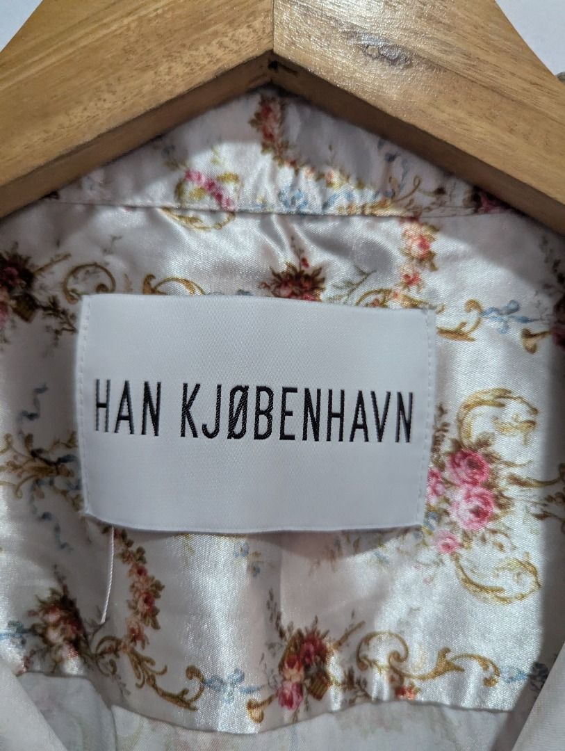 Han Kjobenhavn Han Kjobenhavn Floral Silk SS Shirt L Size US L / EU 52-54 / 3 - 9 Thumbnail