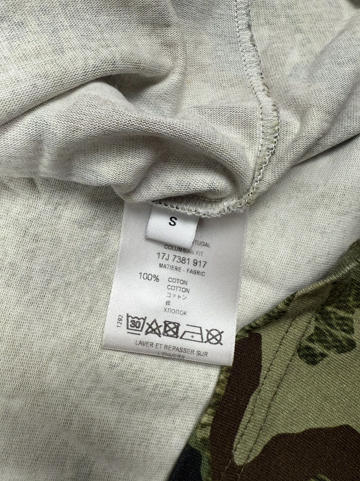 Givenchy Camouflage Money Shirt Size US S / EU 44-46 / 1 - 5 Thumbnail