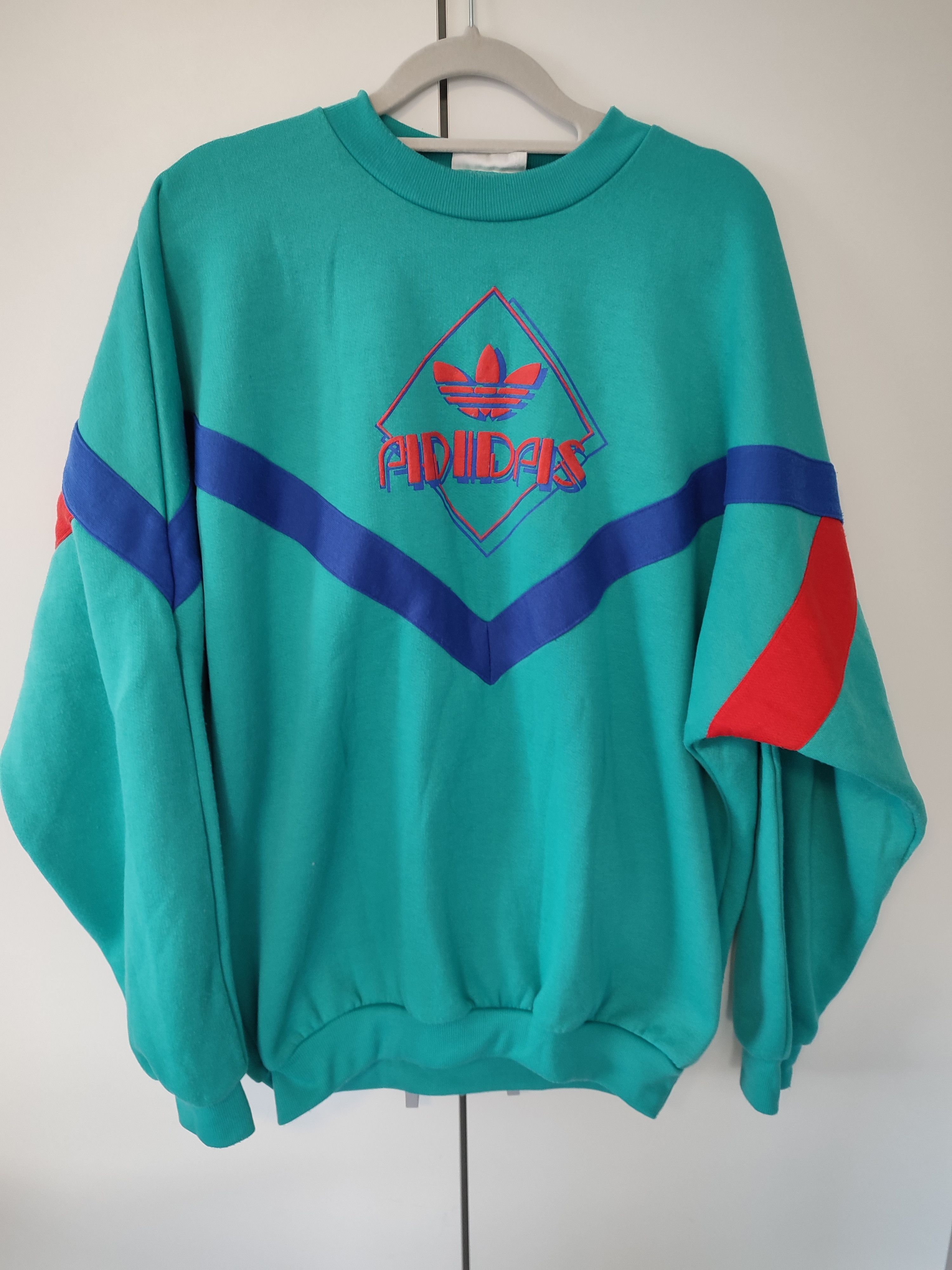 Adidas Vintage Adidas Sweatshirt size L Size US L / EU 52-54 / 3 - 2 Thumbnail