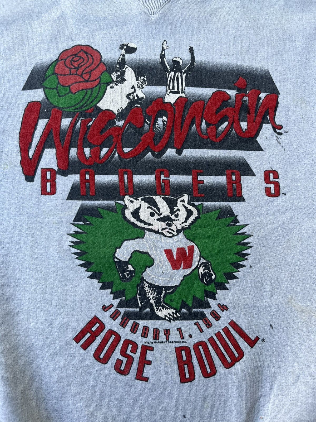 Vintage Vintage Wisconsin Badgers Sweatshirt 1994 Rose Bow Size US L / EU 52-54 / 3 - 2 Thumbnail