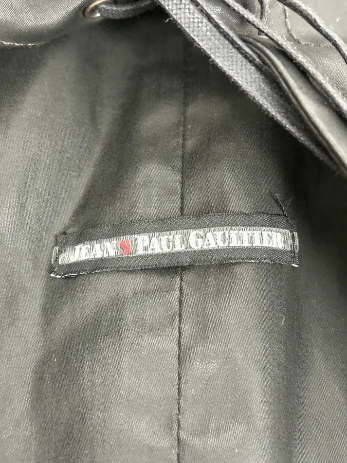 Jean Paul Gaultier 2000s Jean Paul Gaultier Black Detachable Obscure Trenchcoat Size US S / EU 44-46 / 1 - 14 Thumbnail