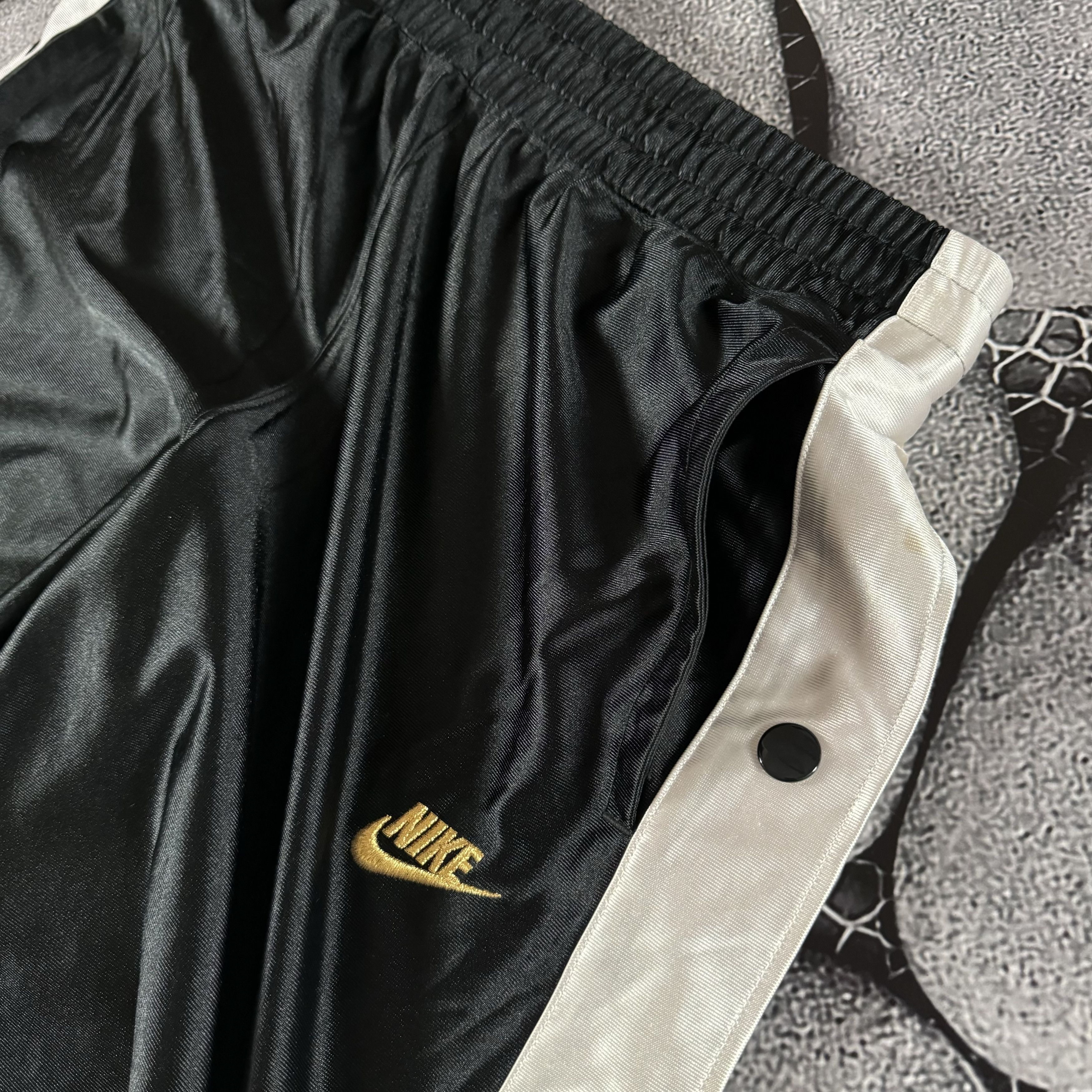Japanese Brand NIKE TRACK BAGGY FULL BUTTON UP PANTS Y2K DRILL Size US 32 / EU 48 - 8 Thumbnail