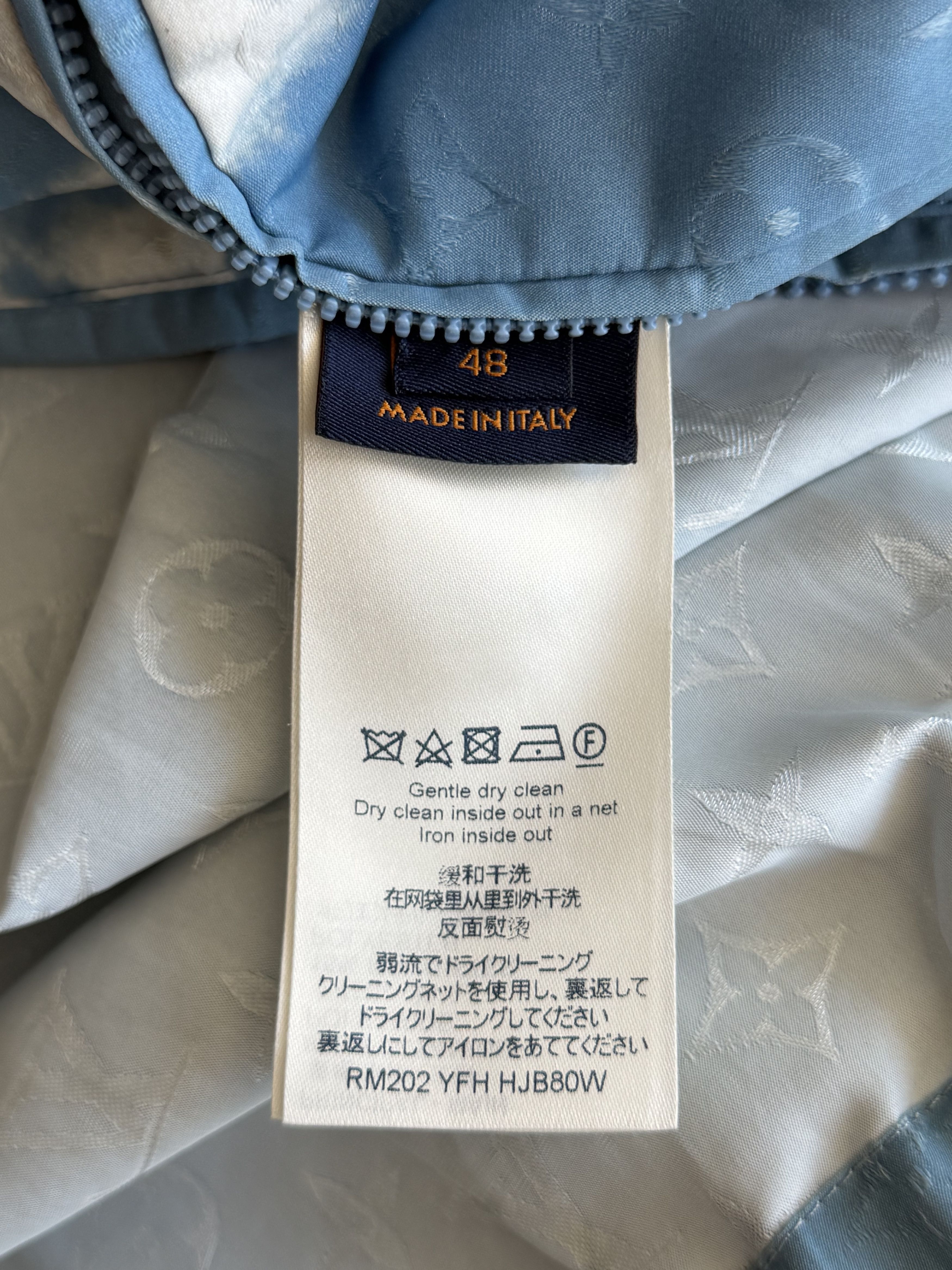 Louis Vuitton Louis Vuitton Blue Cloud Monogram Windbreaker Size US M / EU 48-50 / 2 - 4 Thumbnail