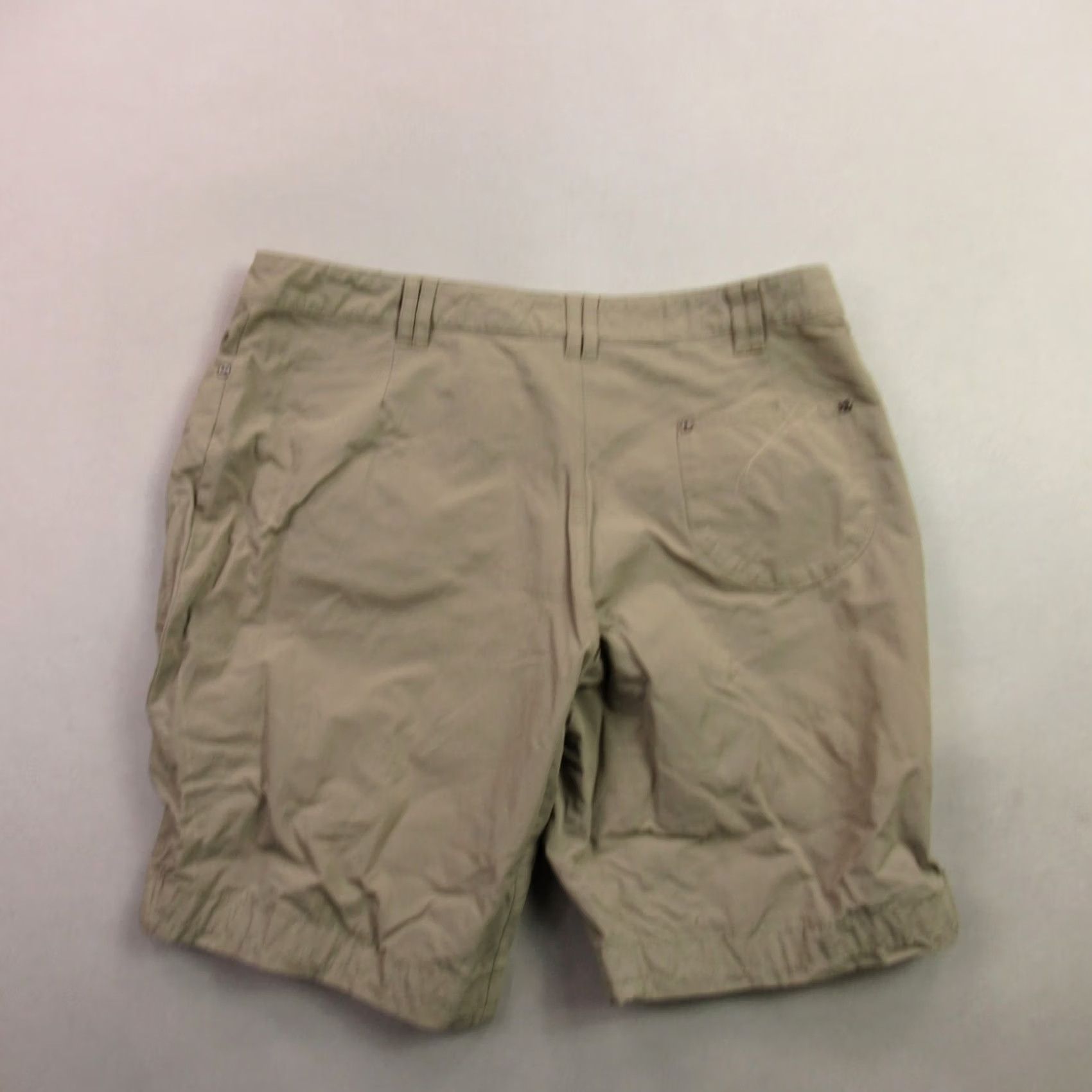 Mountain Hardwear Mountain Hardwear Shorts Womens Size 10 Lightweight Hiking Cargo Pockets Outdoors Beige Size 32" / US 10 / IT 46 - 6 Thumbnail