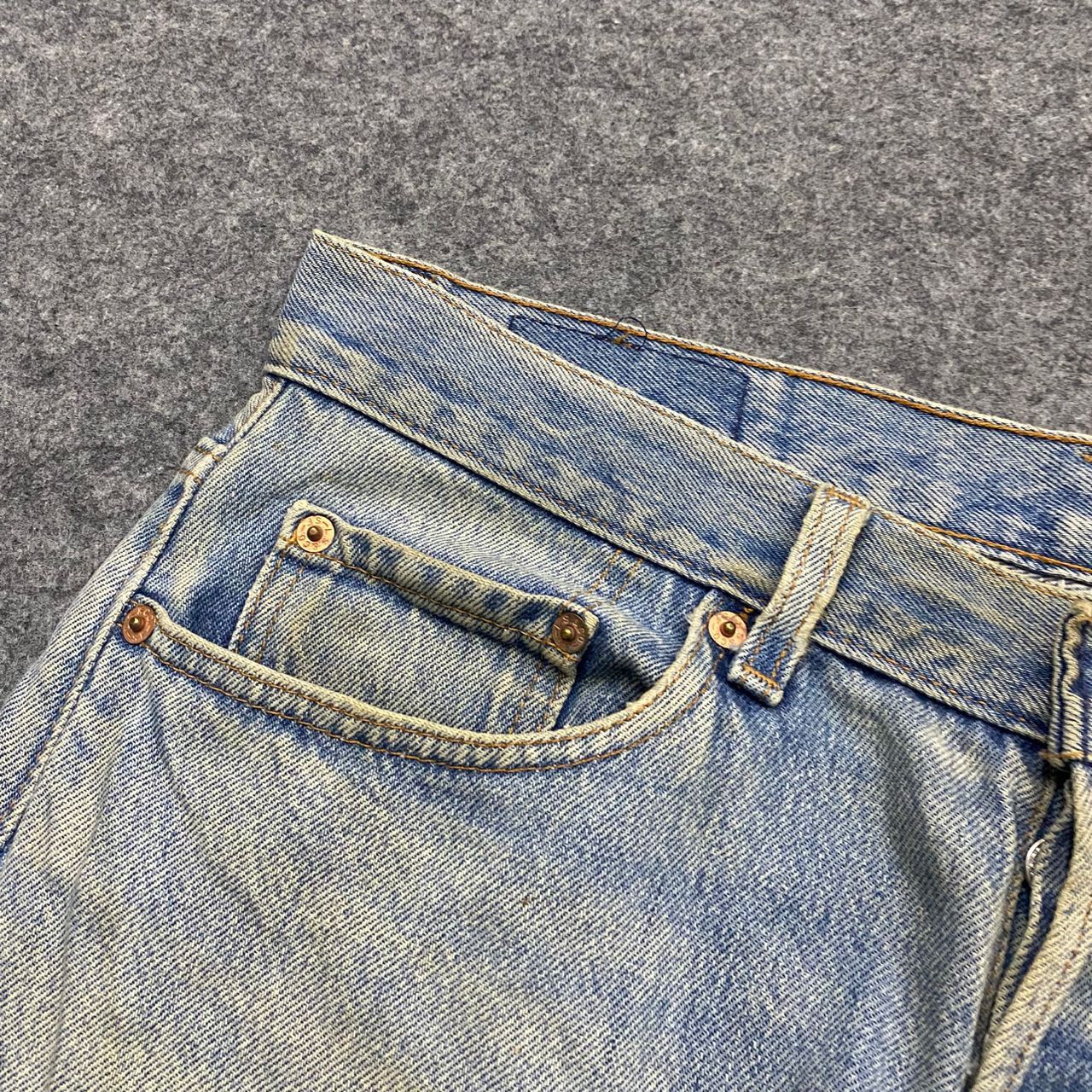 Levi's Vintage 90s Levis 501 Distressed denim Kurt Cobain Style Size US 33 - 10 Thumbnail