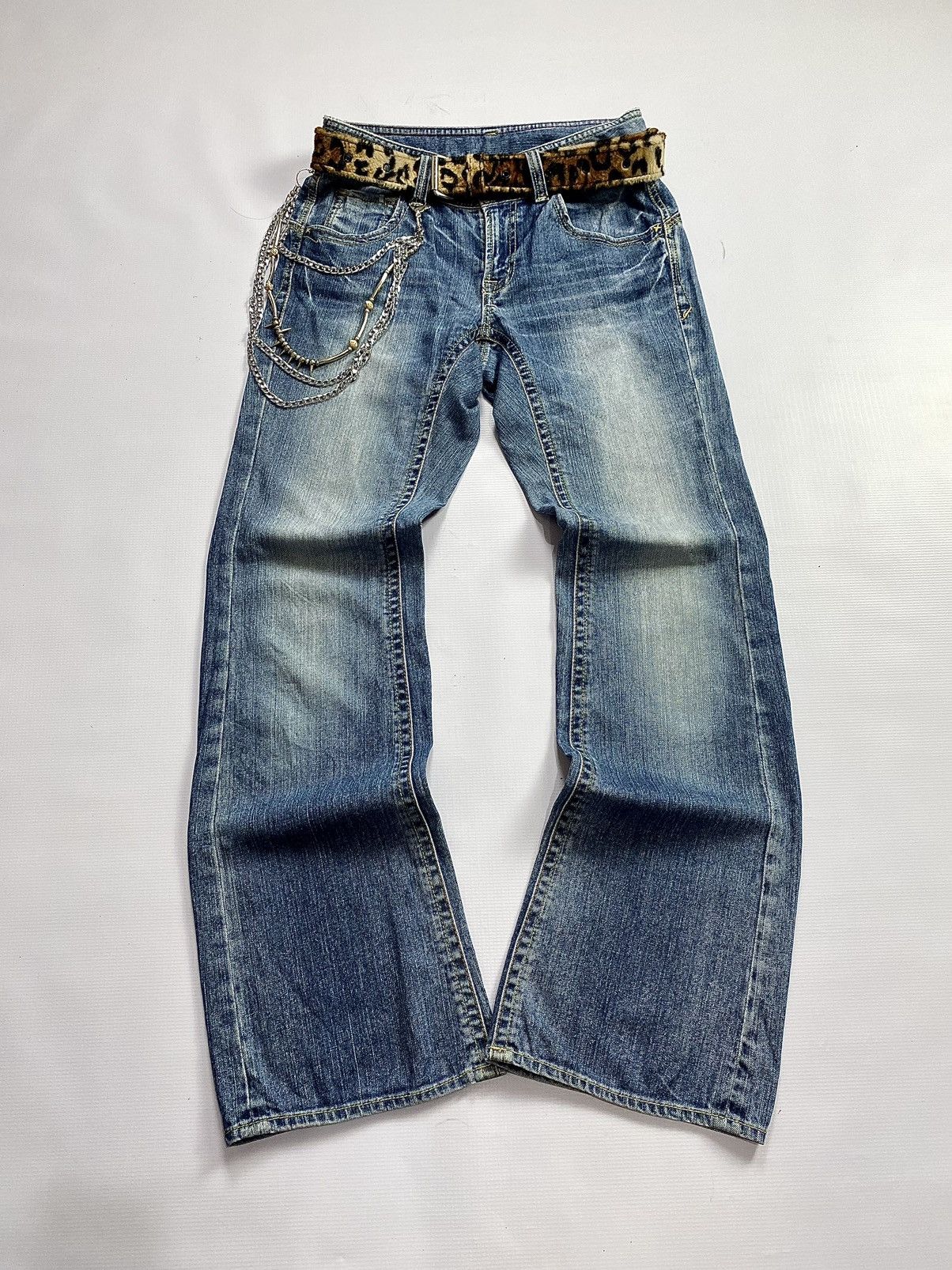 If Six Was Nine × Japanese Brand × Le Grande Bleu (L.G.B.) 2000s Washed Flare L.G.B. Style Jean Pant Size US 30 / EU 46 - 1 Thumbnail