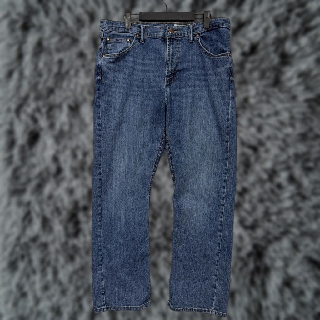 Wrangler Wrangler Relaxed Boot Jeans Mens 34x29 Jeans Blue Medium Wash Denim Stretch 5-Pocket Bootcut Mens Size US 34 / EU 50 - 1 Thumbnail