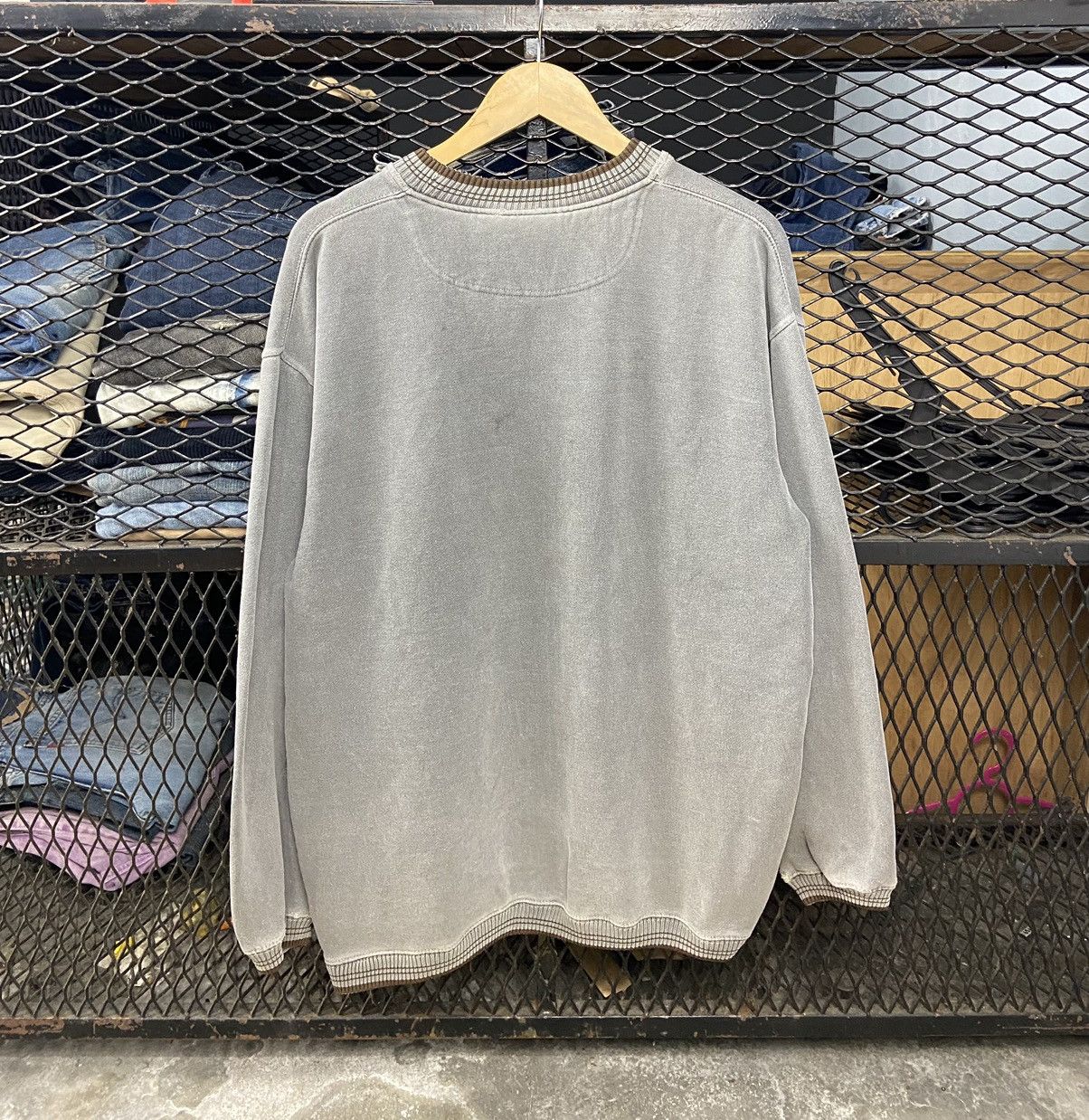 Other × Vintage Vintage Nev Future Shapes Surf Sweatshirt Size US L / EU 52-54 / 3 - 6 Thumbnail