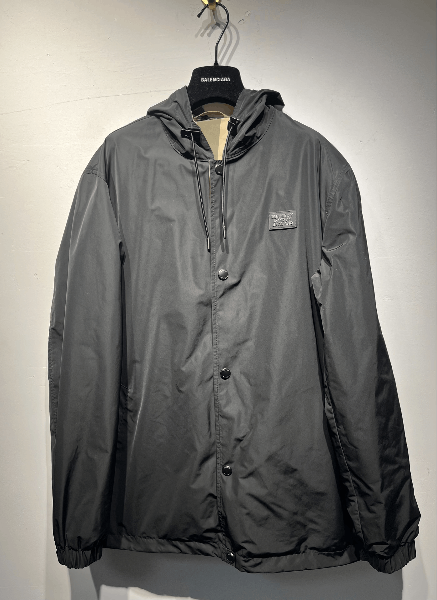 Burberry Burberry Light Jacket M Men Size US M / EU 48-50 / 2 - 1 Thumbnail