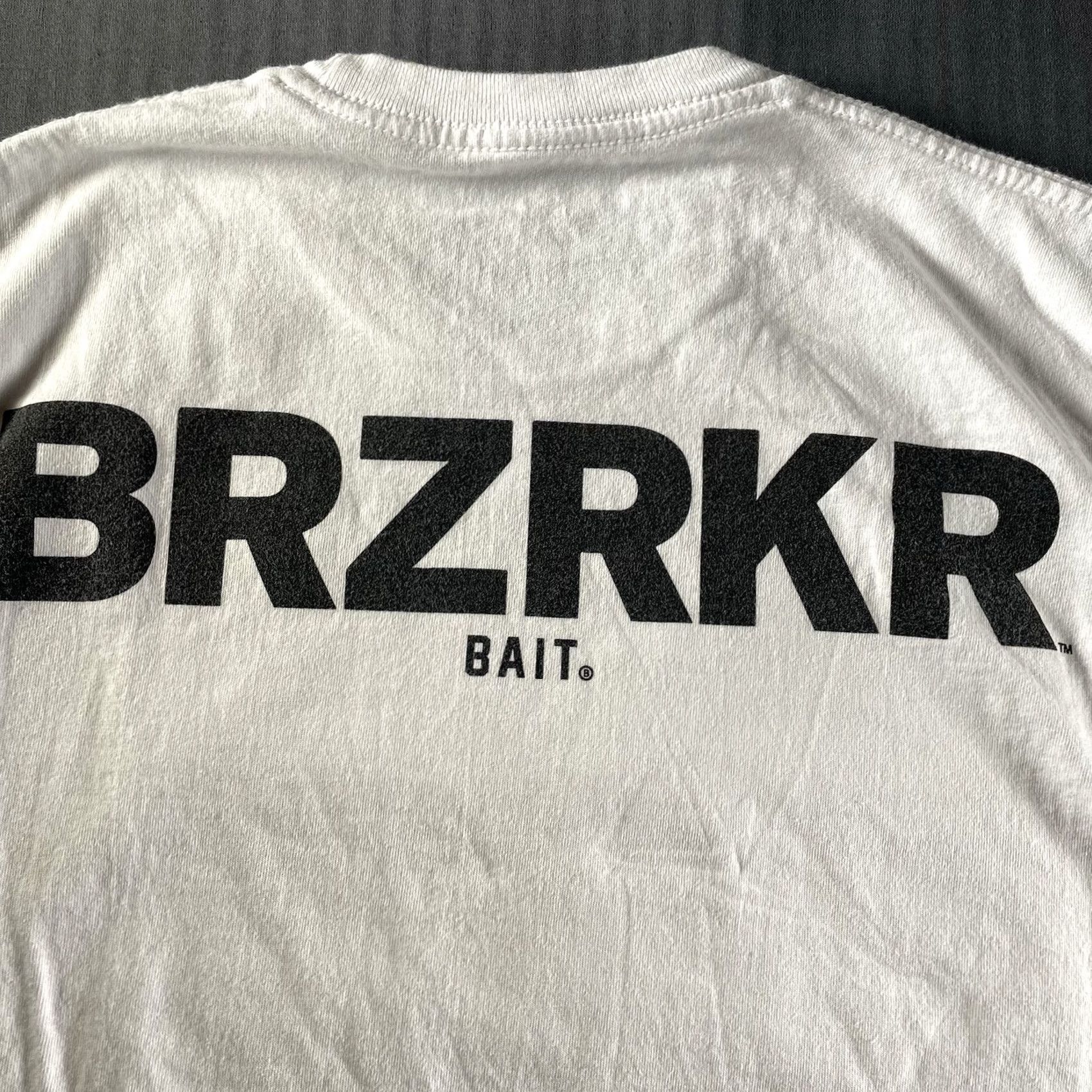 Vintage BRZRKR x BAIT Shirt Men’s M Cover Art Keanu Reeves Comic Graphic Tshirt White Art Mens M Size US M / EU 48-50 / 2 - 6 Thumbnail