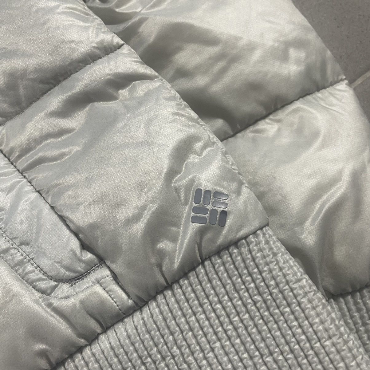 Columbia COLUMBIA Omni-Heat White Puffer Jacket removable hood M Size M / US 6-8 / IT 42-44 - 11 Thumbnail