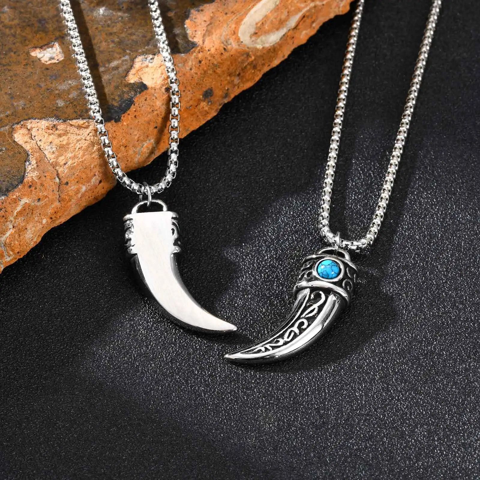 Jewelry Vintage Horn Charms Necklace Size ONE SIZE - 4 Thumbnail