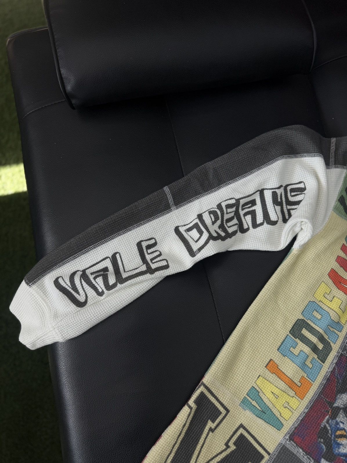 Vale Valley Long Sleeve Tee Shirt Size Medium (NEW) Size US M / EU 48-50 / 2 - 6 Thumbnail