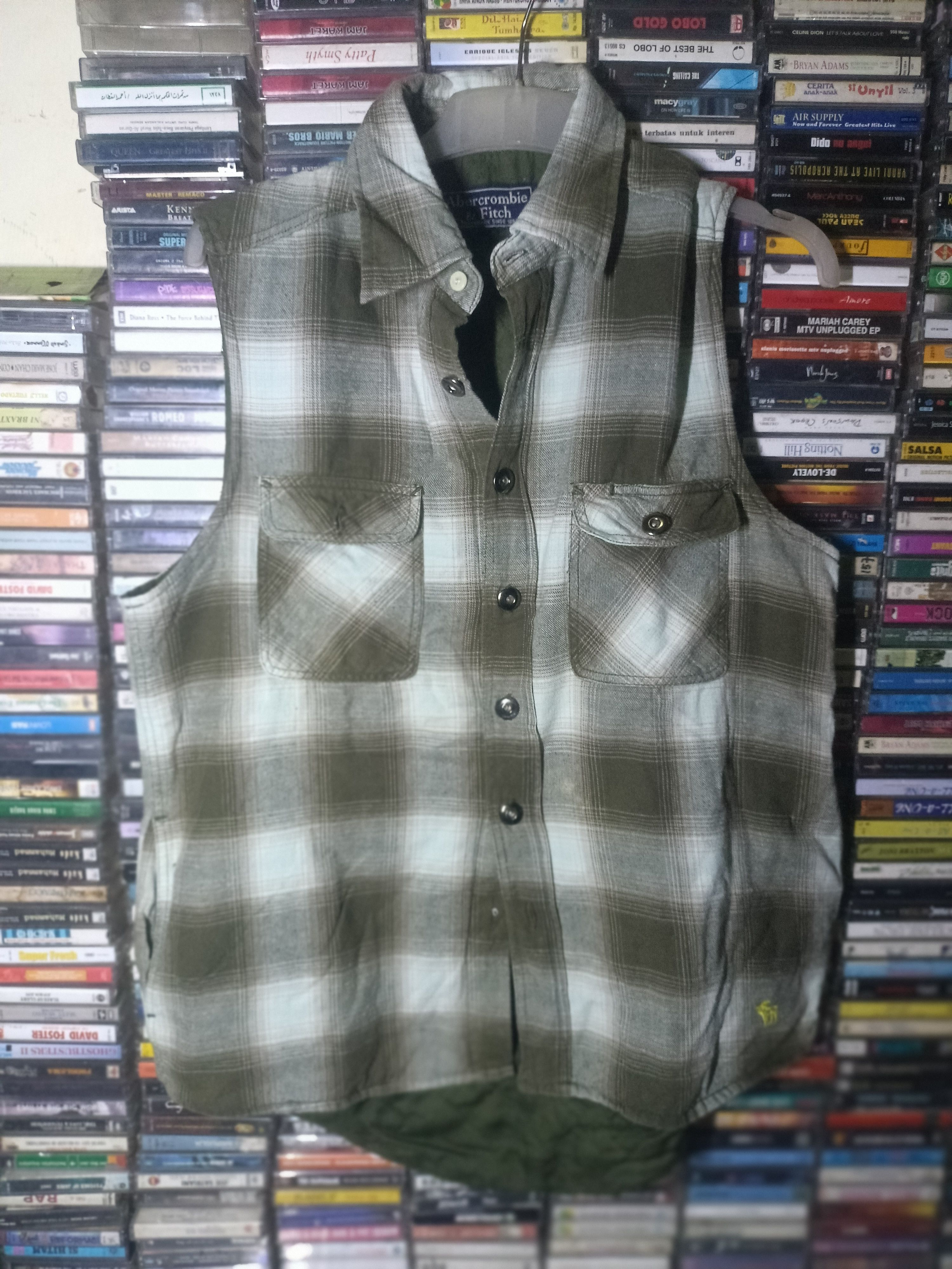 Abercrombie & Fitch Y2K Abercrombie Quilted Flannel Vest Size US M / EU 48-50 / 2 - 1 Thumbnail