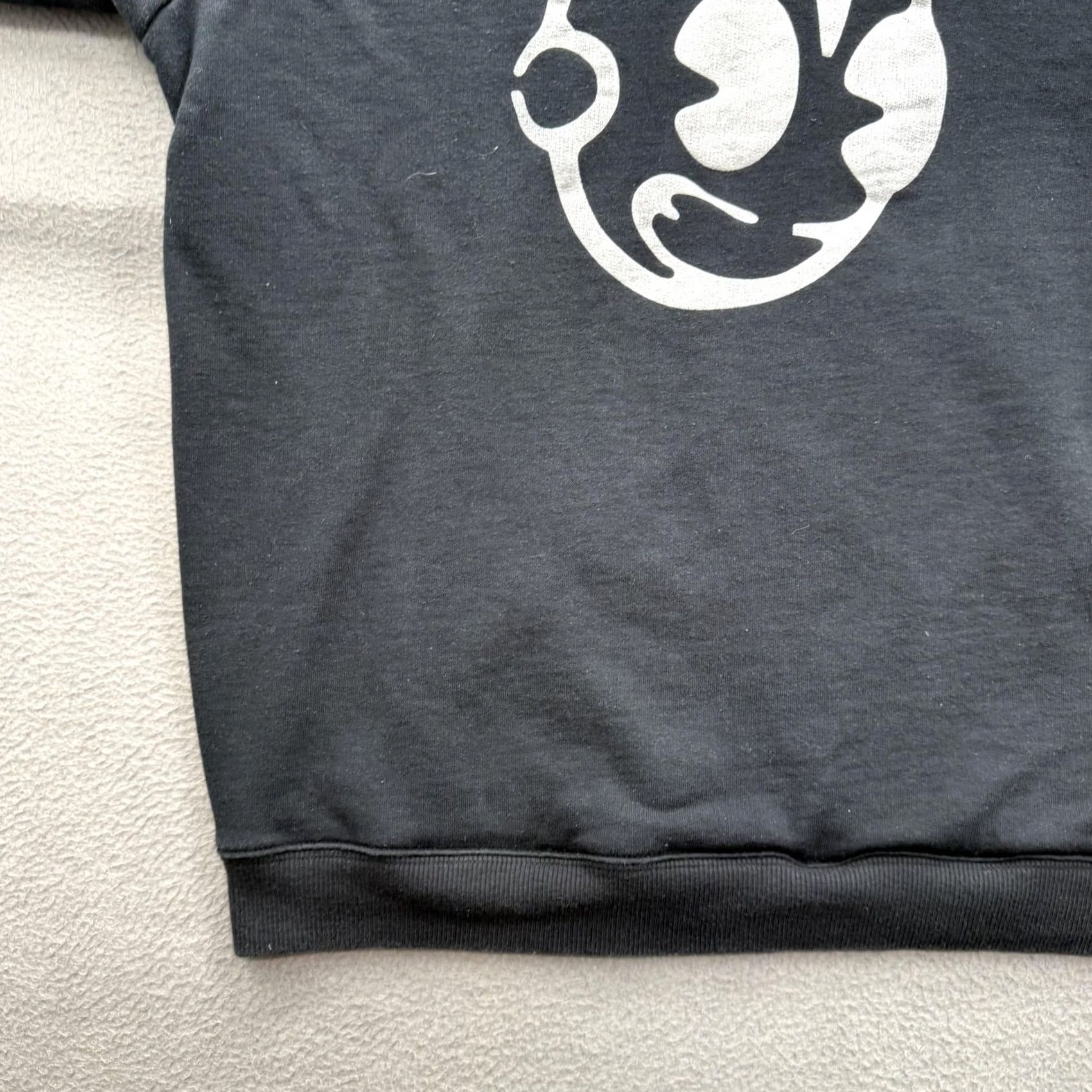 Vintage Kidrobot Sweatshirt Mens Small Black Fleece Crewneck Pullover Cartoon Pocket Graphic Print Logo Embroidered Size US S / EU 44-46 / 1 - 7 Thumbnail