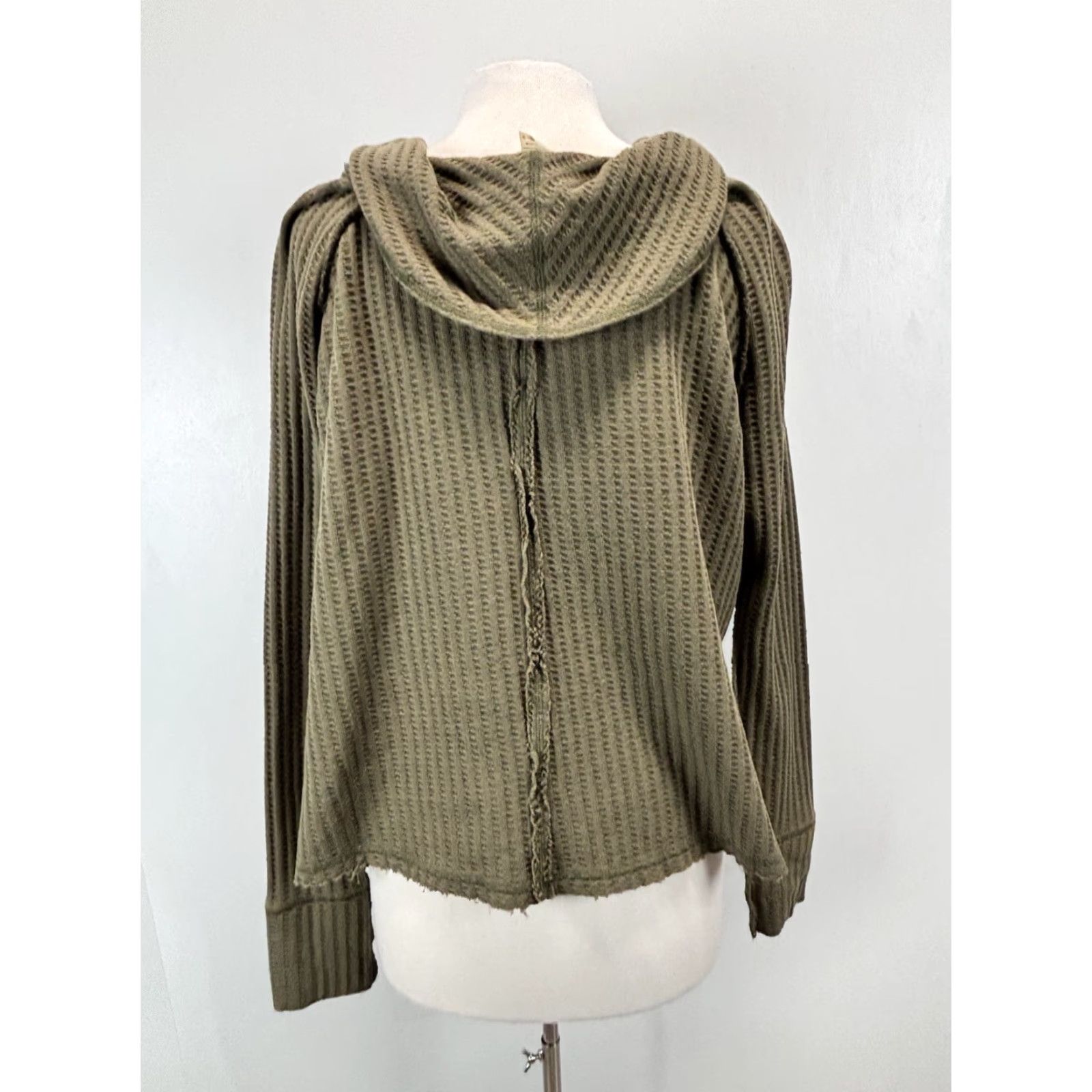 Vintage We The Free Cowl Neck Thermal Blouse Green Women's Medium Bohemian Size M / US 6-8 / IT 42-44 - 3 Thumbnail