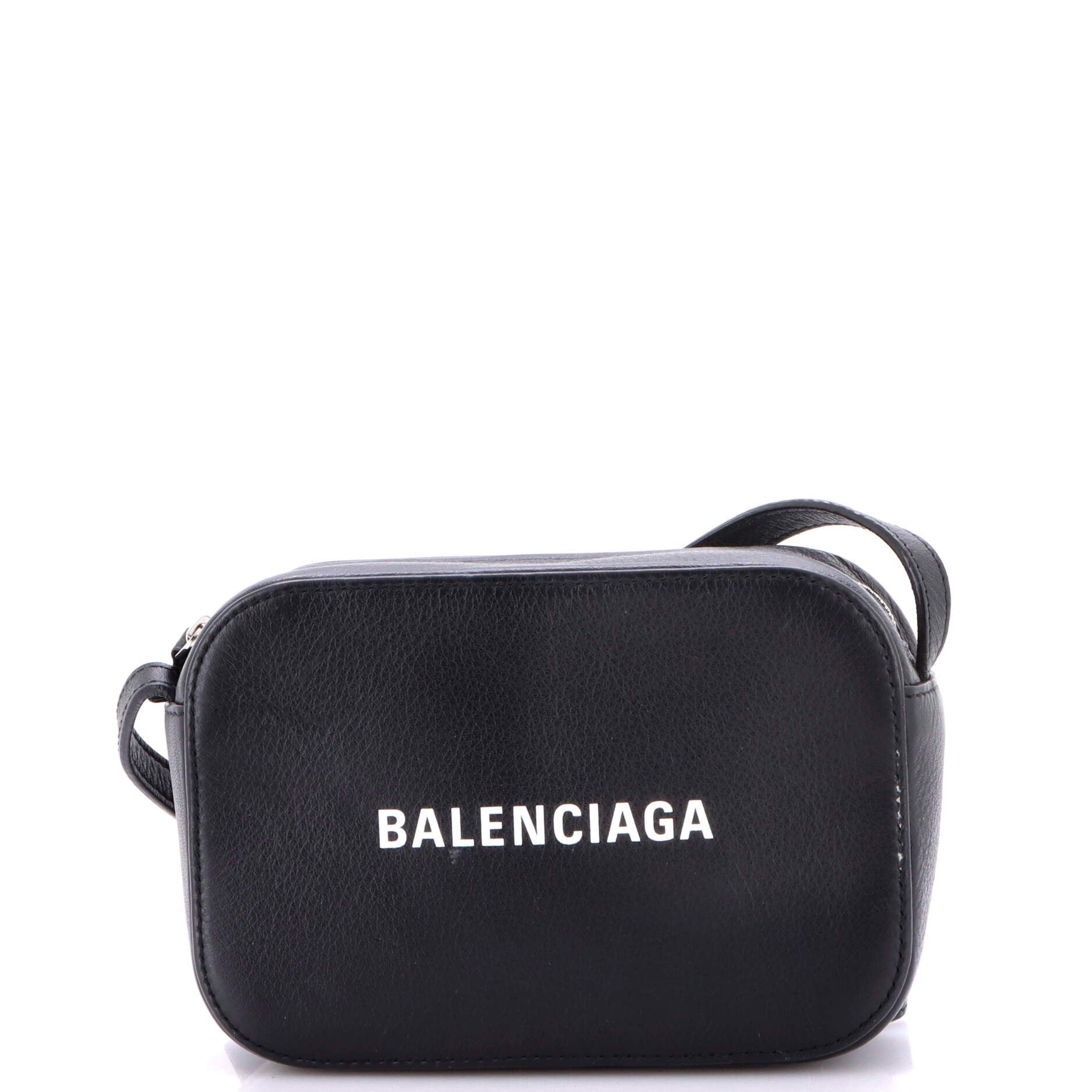 Balenciaga Everyday Camera Bag Size ONE SIZE - 1 Thumbnail