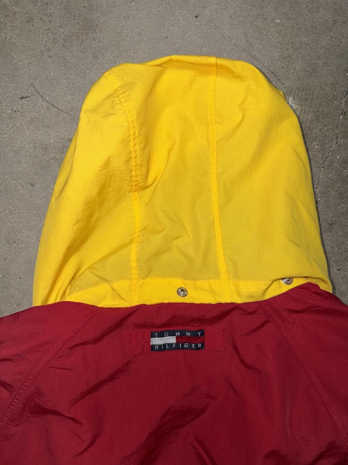 Tommy Hilfiger Vintage 1990s Tommy Hilfiger Windbreaker Jacket with hood Size US M / EU 48-50 / 2 - 4 Thumbnail