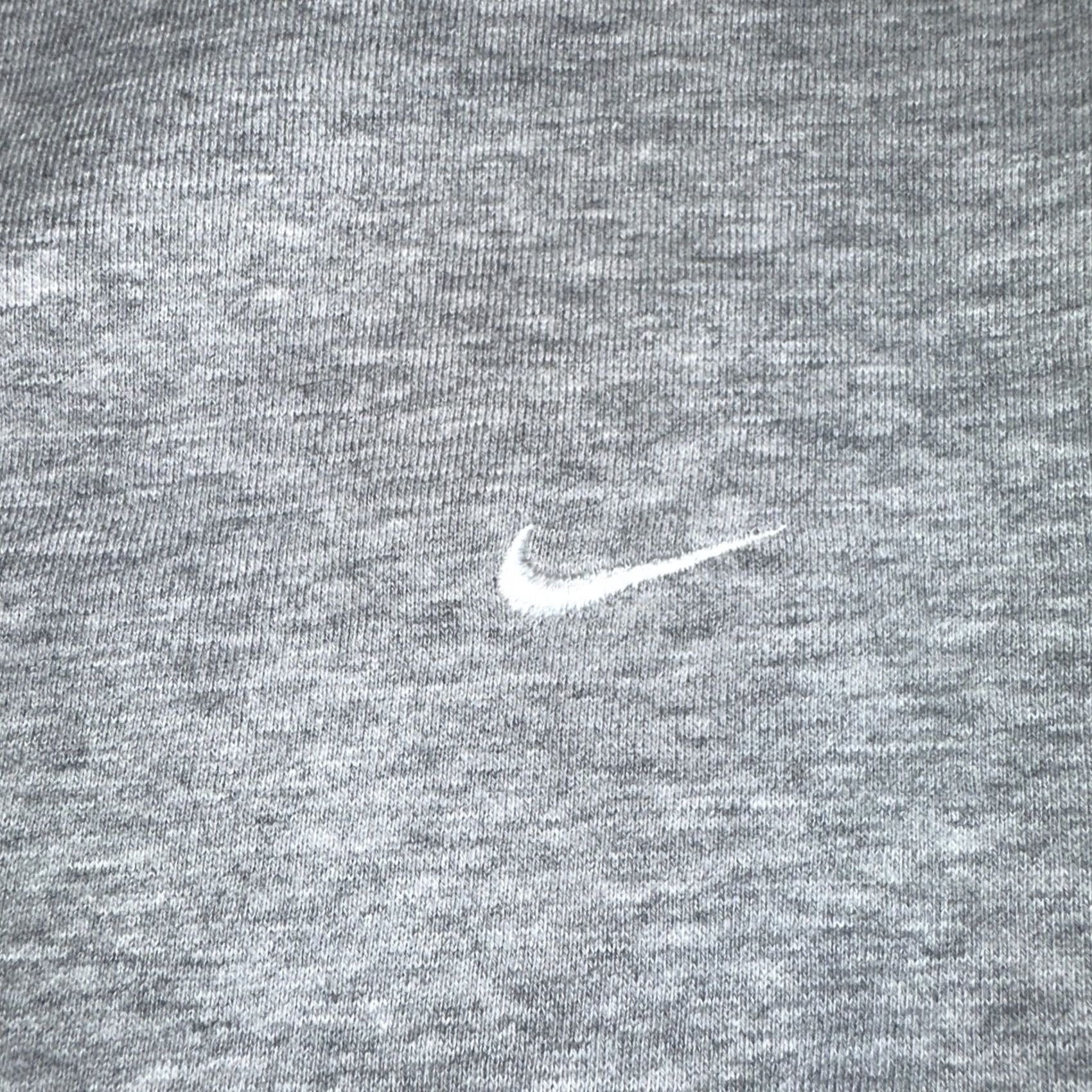Nike VINTAGE Nike Sweatshirt 90s Embroidered Swoosh On Spl 28 Tag Men XL Gray Pullover Size US XL / EU 56 / 4 - 3 Thumbnail
