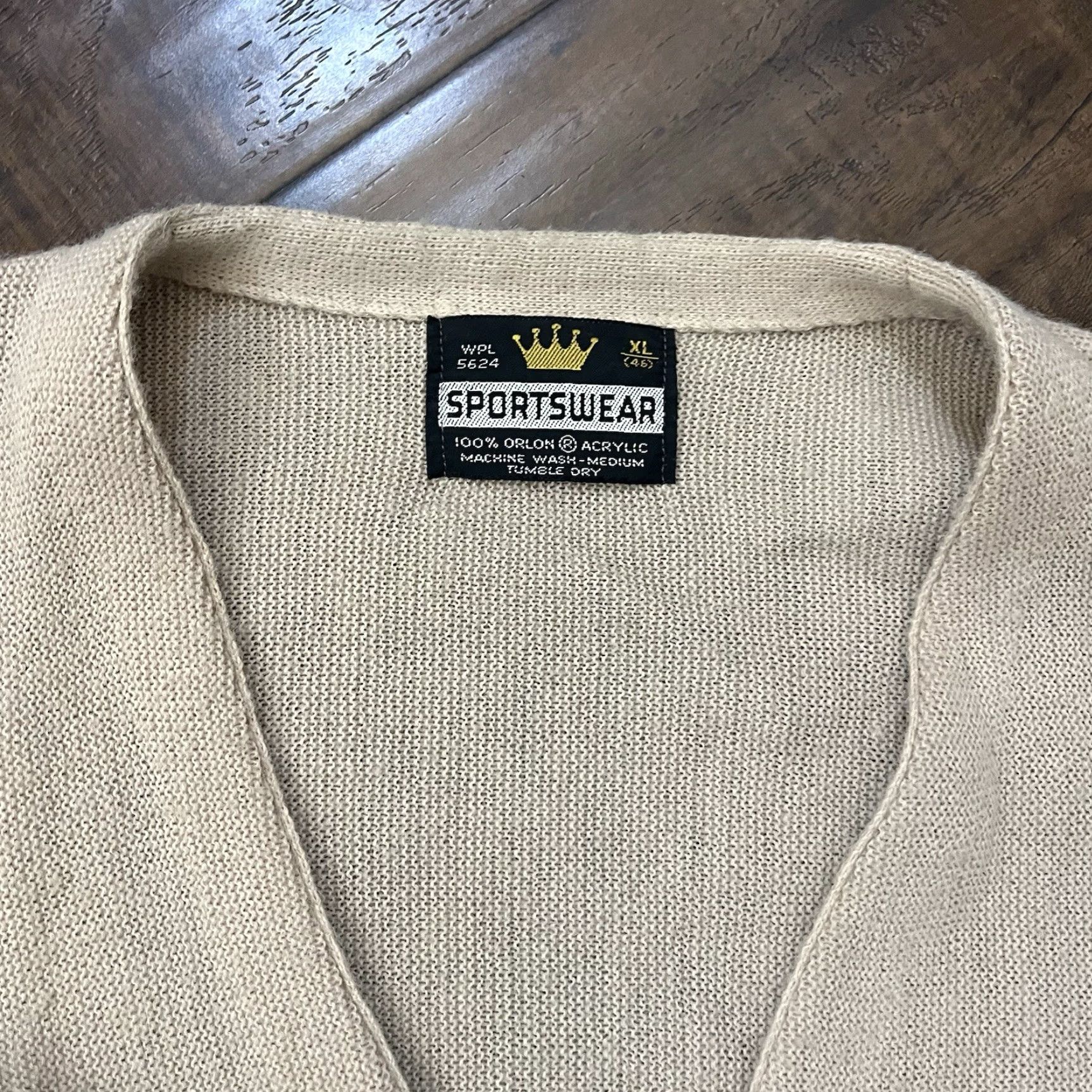 Vintage VINTAGE King Sportswear Cardigan Sweater XL Mens Beige Acrylic Button 70s 80s Grunge Nirvana 80s True Vintage True Vintage 70s 80s Size US XL / EU 56 / 4 - 2 Thumbnail