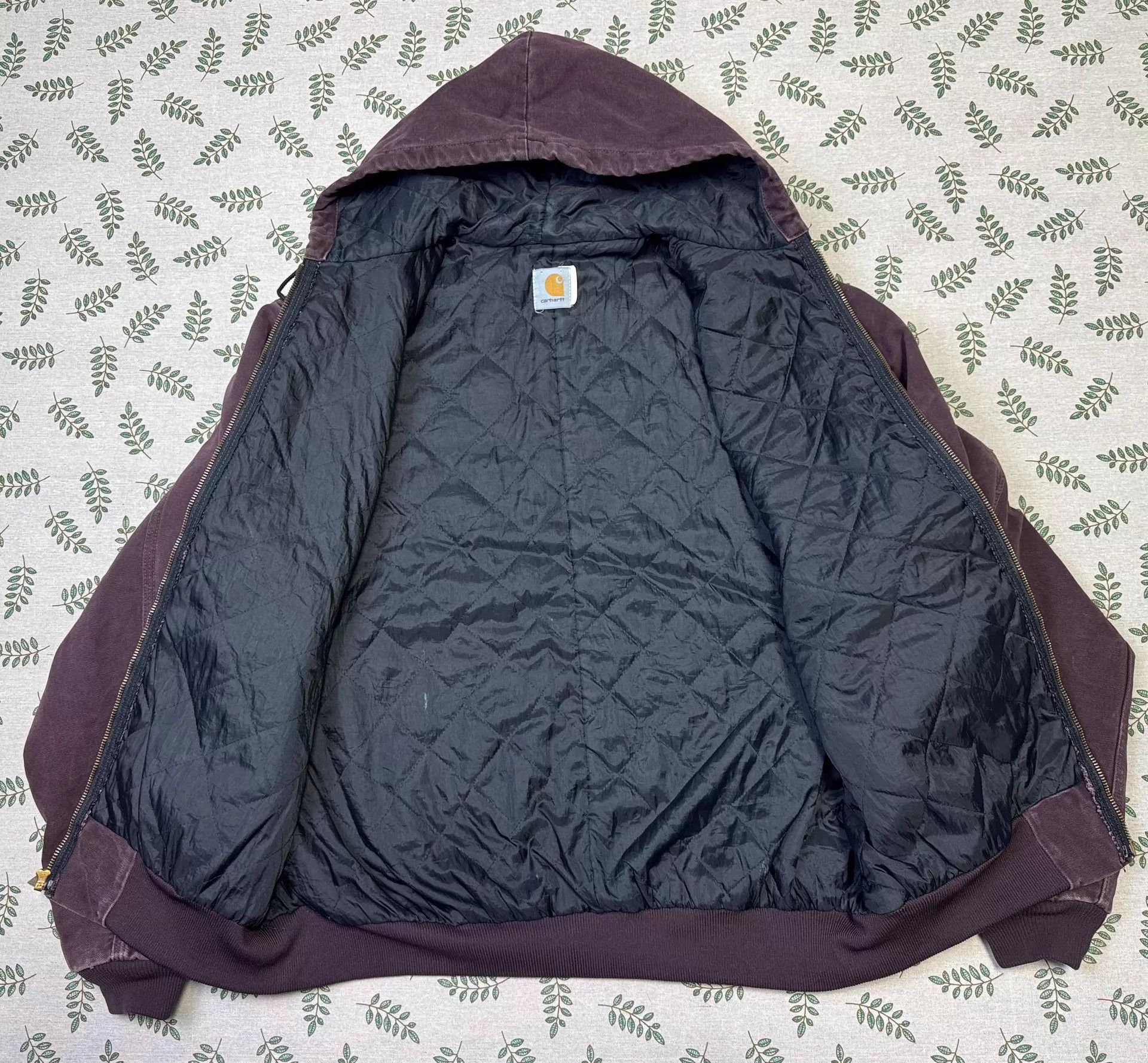 Carhartt Vintage Carhartt J06 Hooded XL Jacket Burgundy Size US XL / EU 56 / 4 - 4 Thumbnail