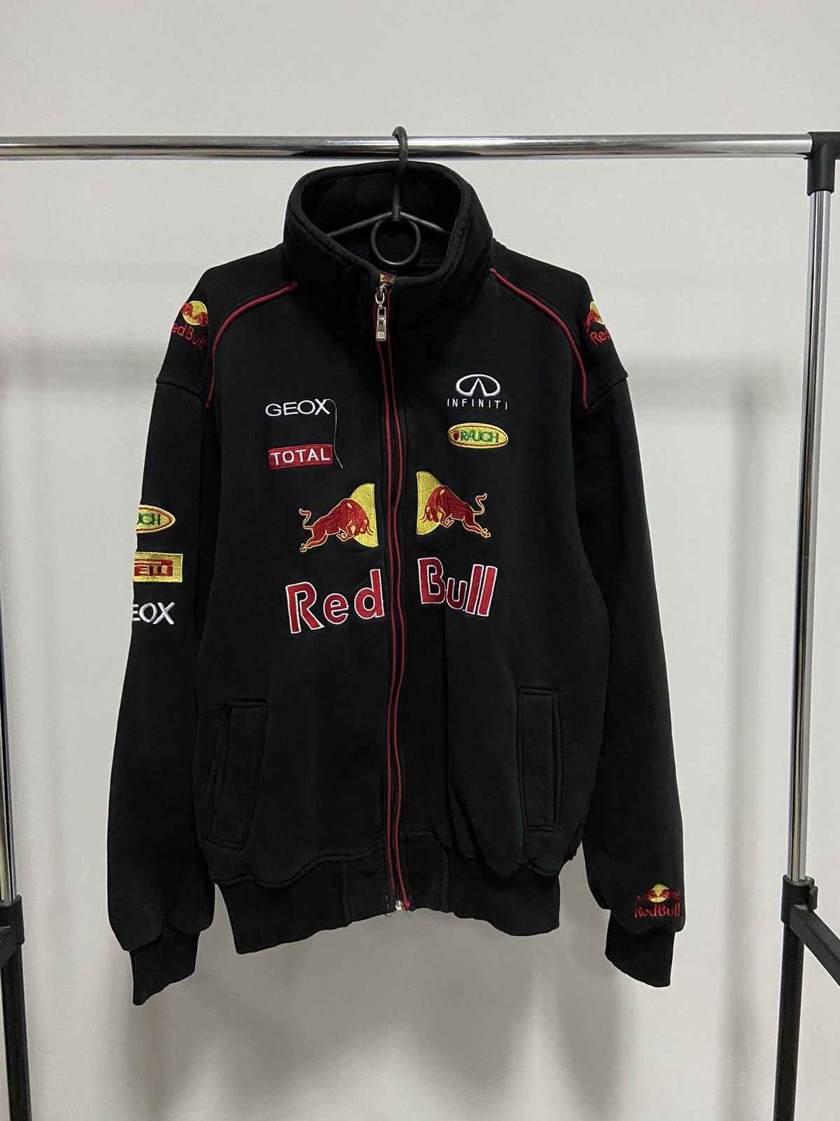 Red Bull × Vintage Red Bull Vintage Infiniti Jacket Sweatshirt Racing Big Logo Size US M / EU 48-50 / 2 - 1 Thumbnail