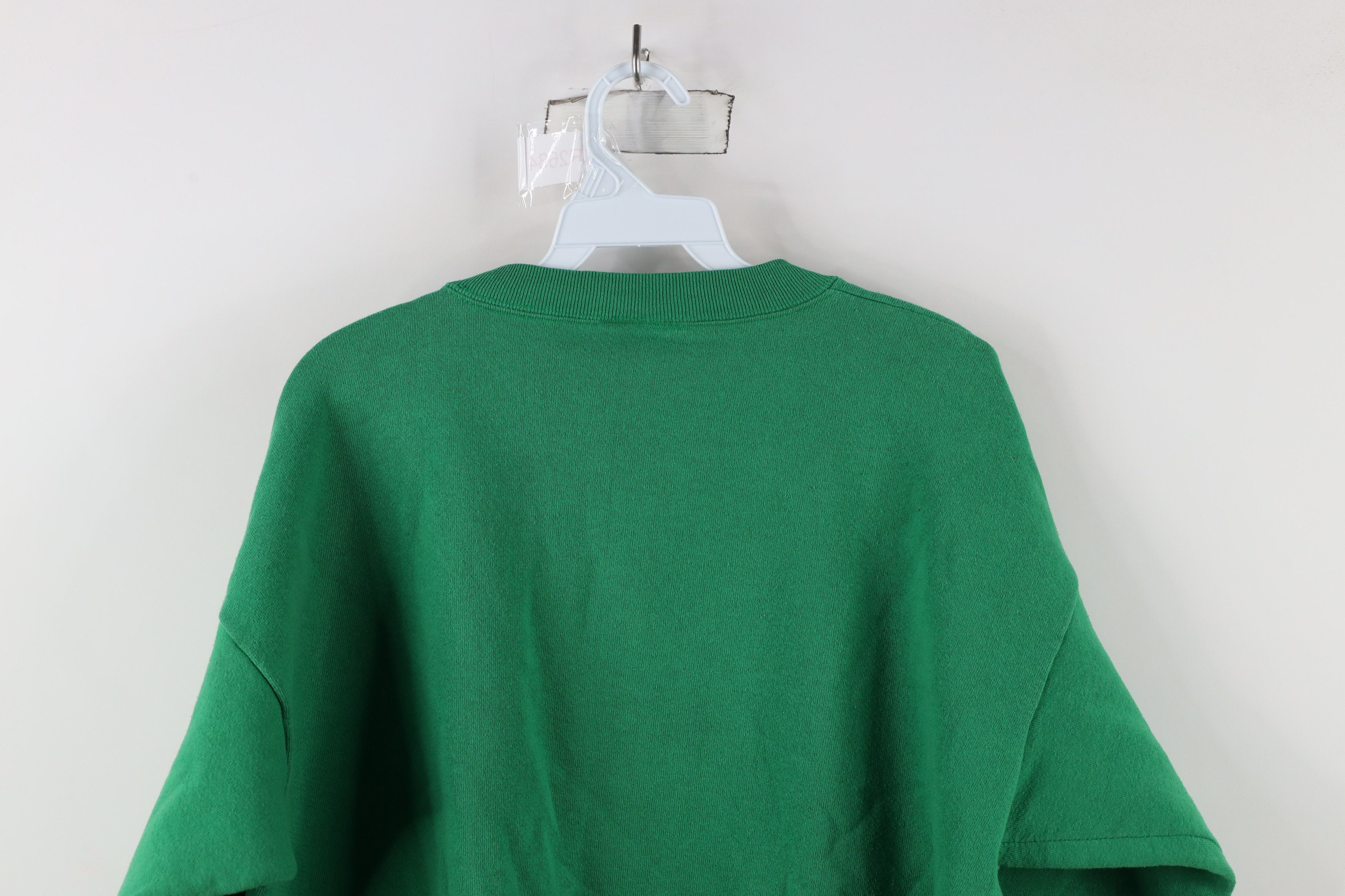 Vintage Vintage 90s Charlie Brown Peanuts Christmas Tree Sweatshirt Size US L / EU 52-54 / 3 - 12 Thumbnail