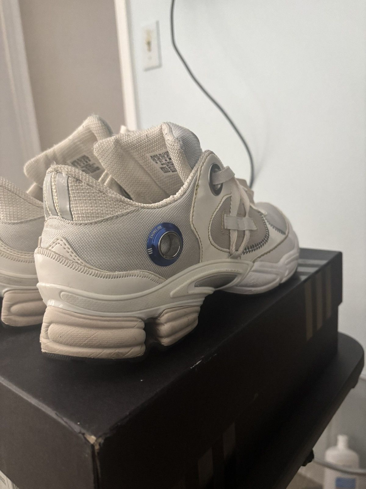 Raf by Raf Simons RAF Simon’s Ozweego Robot Size US 10 / EU 43 - 7 Thumbnail