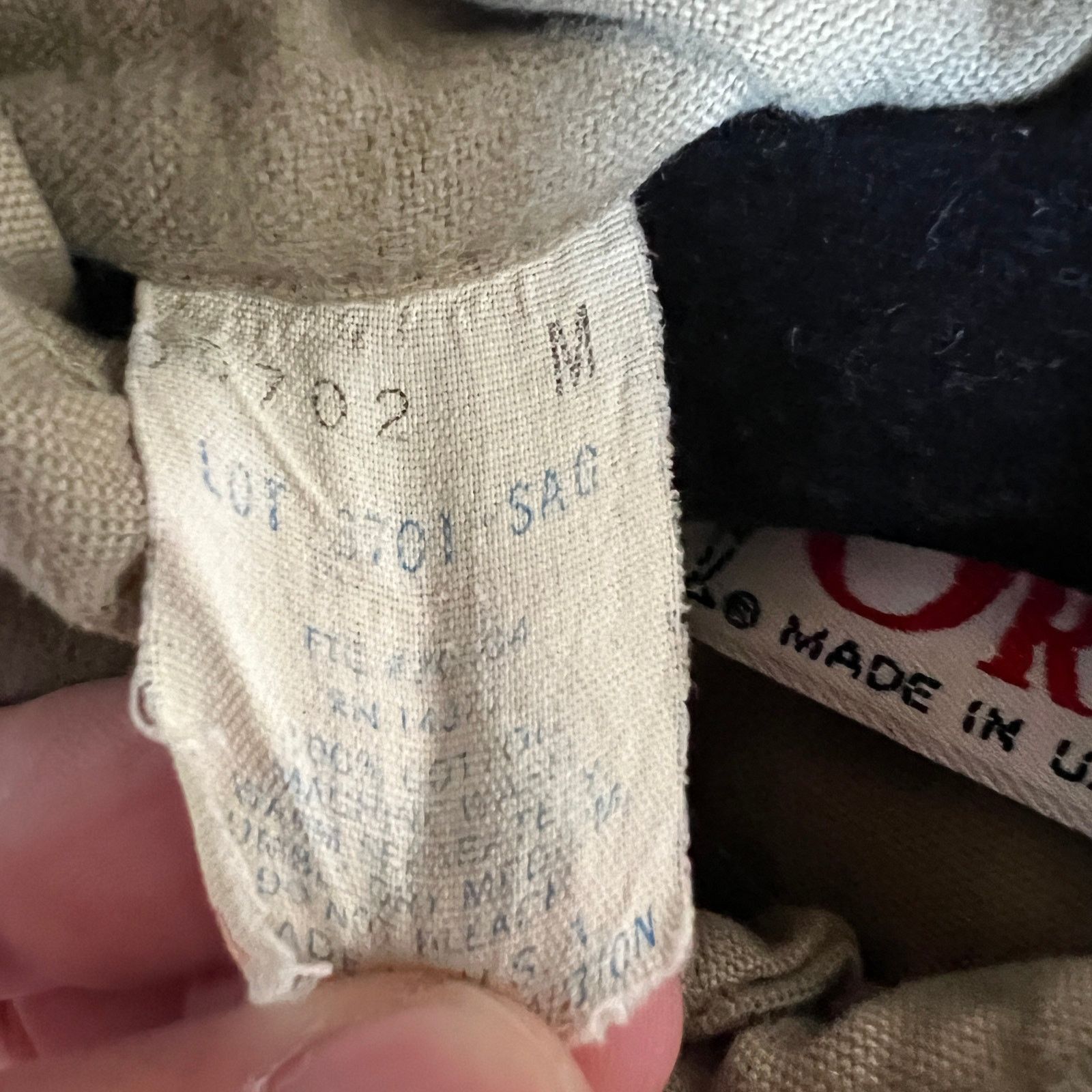 Orvis VTG Orvis MADE IN USA Men's LS Shirt M 21.5x28 Size US M / EU 48-50 / 2 - 4 Thumbnail