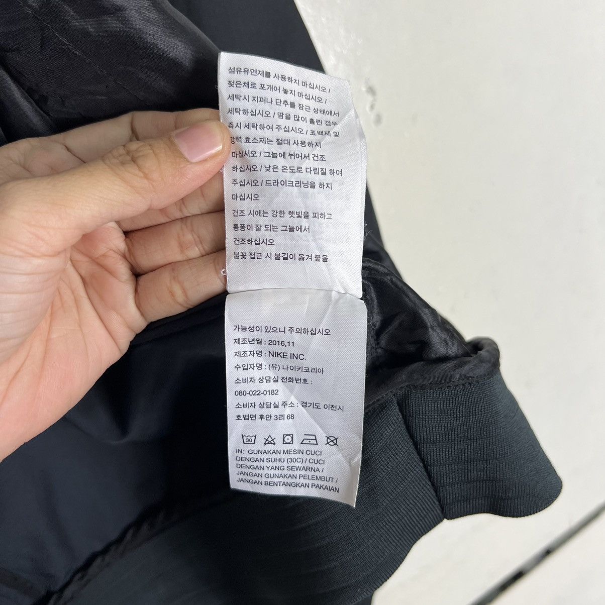 Nike 🔥 NIKE LIGHT BOMBER JACKET Size US M / EU 48-50 / 2 - 20 Thumbnail