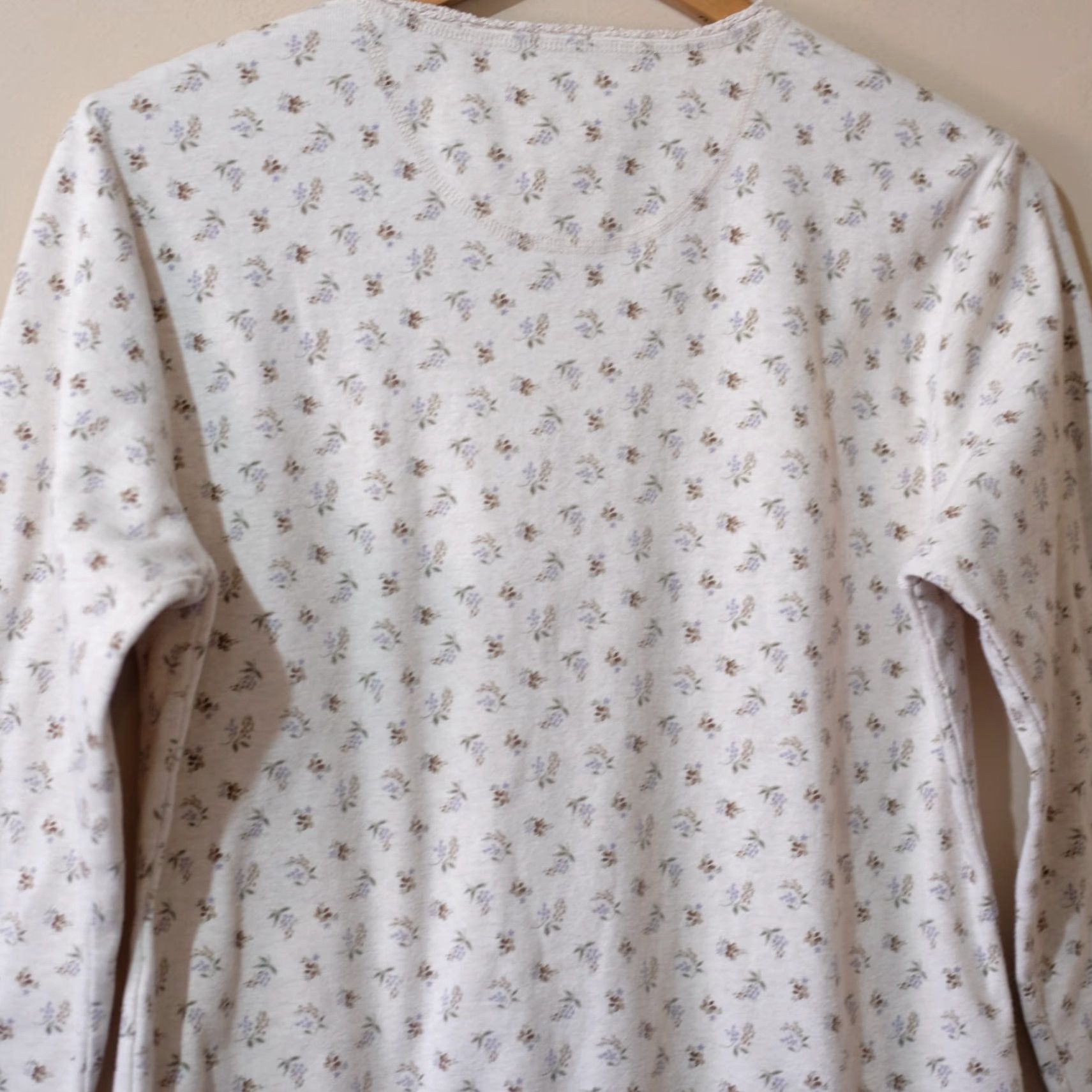 Vintage St. Johns Bay Longsleeve Shirt Floral Crew Neck Snap Beige Women's L Size L / US 10 / IT 46 - 6 Thumbnail
