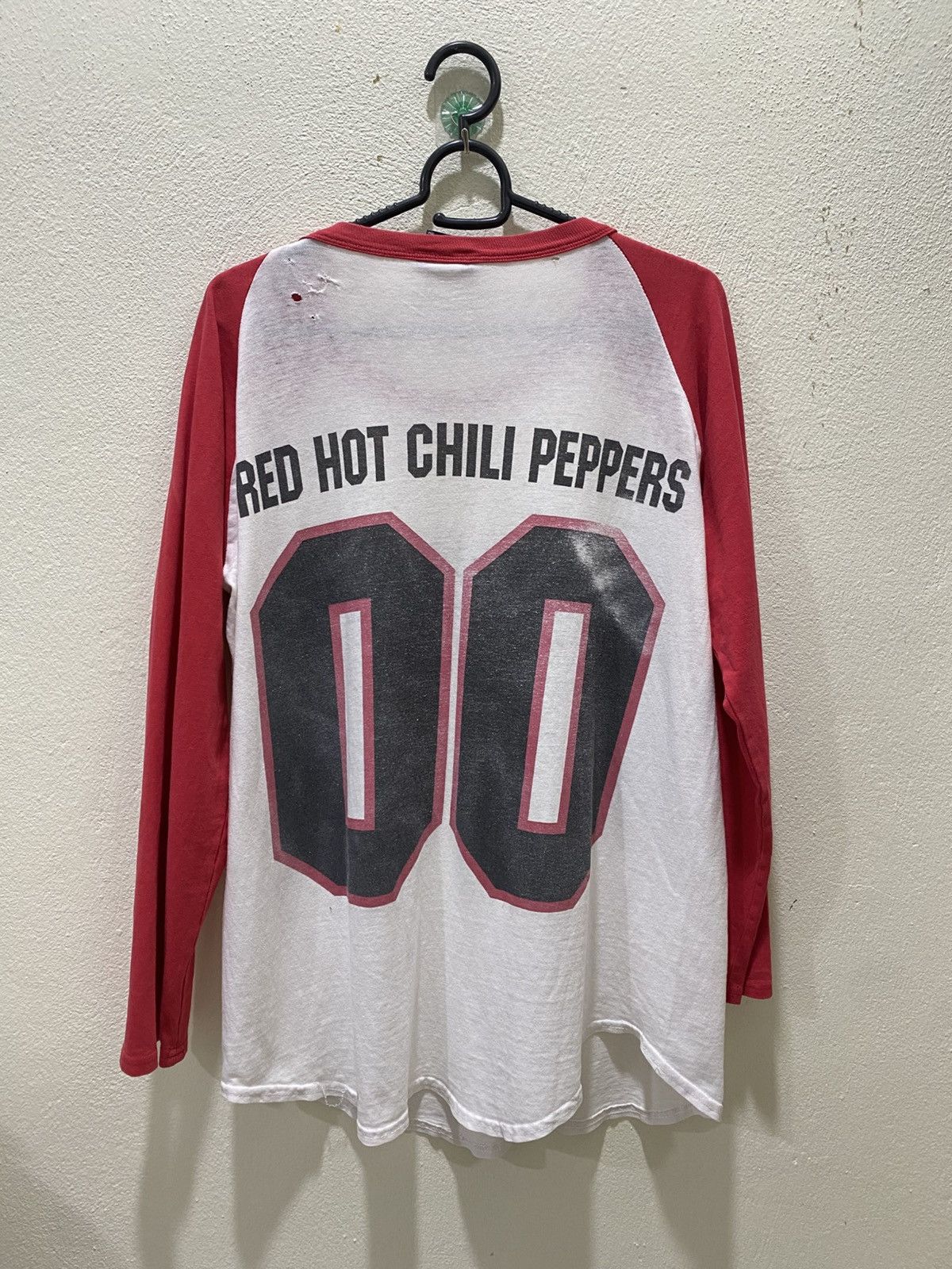 Band Tees Red Hot Chili Peppers Californication 3q rare 90s Size US M / EU 48-50 / 2 - 1 Thumbnail