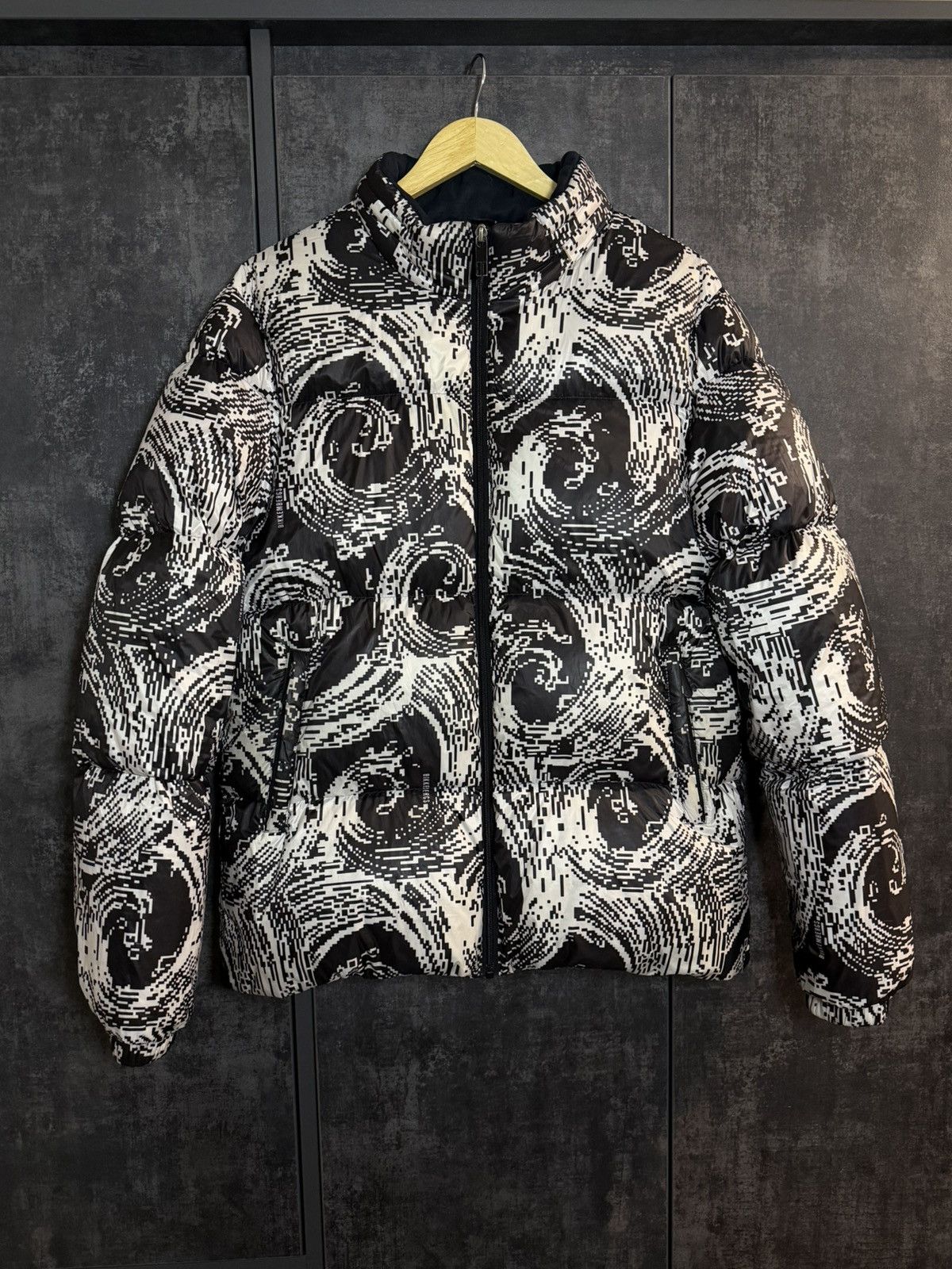 Dirk Bikkembergs Rare Dirk Bikkembergs Waves Puffer Jacket Margiela Raf 424 Size US L / EU 52-54 / 3 - 4 Thumbnail