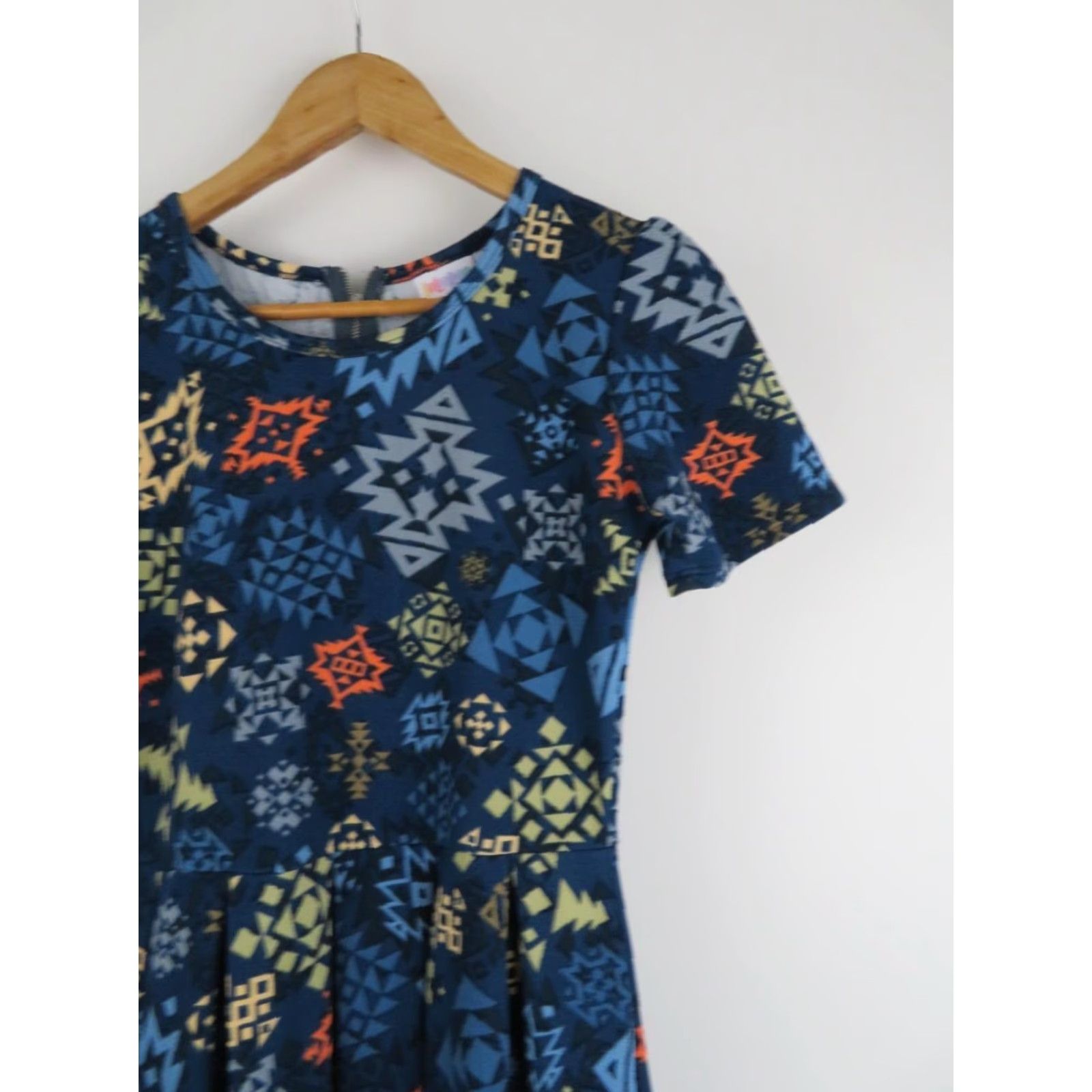 Vintage LuLaRoe Amelia Dress – Women’s S – Aztec Geometric Fit & Flare A-Line Dress Size S / US 4 / IT 40 - 2 Thumbnail