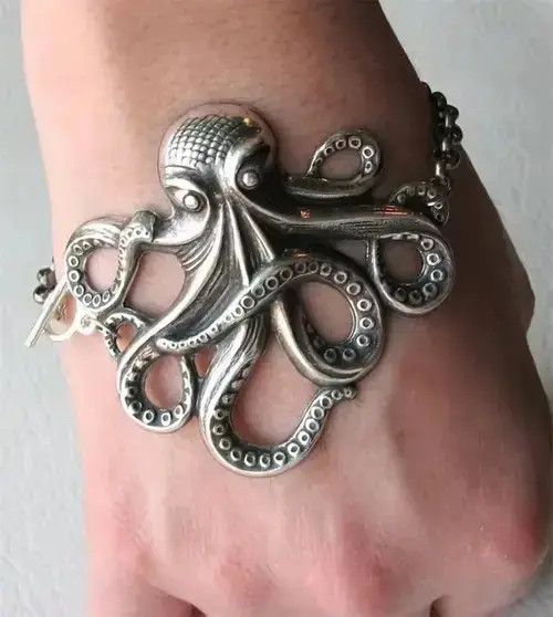 VIBE Octopus Bracelet Size ONE SIZE - 1 Thumbnail