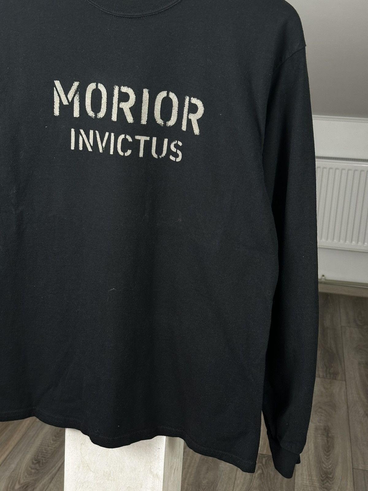 Vintage Eminem Morior Invictus Black Long Sleeve Tee Size US M / EU 48-50 / 2 - 5 Thumbnail