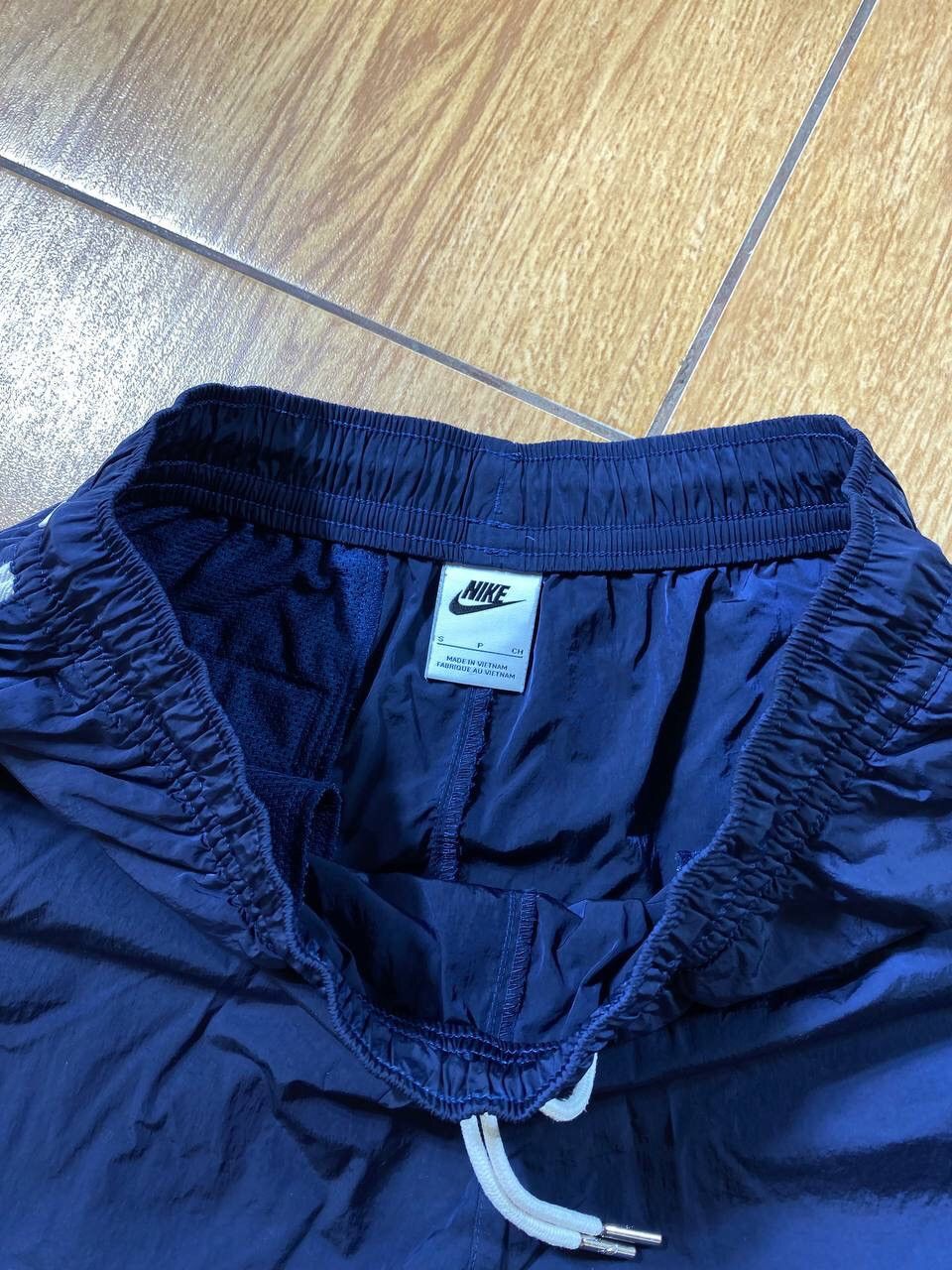 Nike × Vintage 90's NIKE SWOOSH LOGO Y2K RARE RETRO SHORTS Size US 30 / EU 46 - 4 Thumbnail