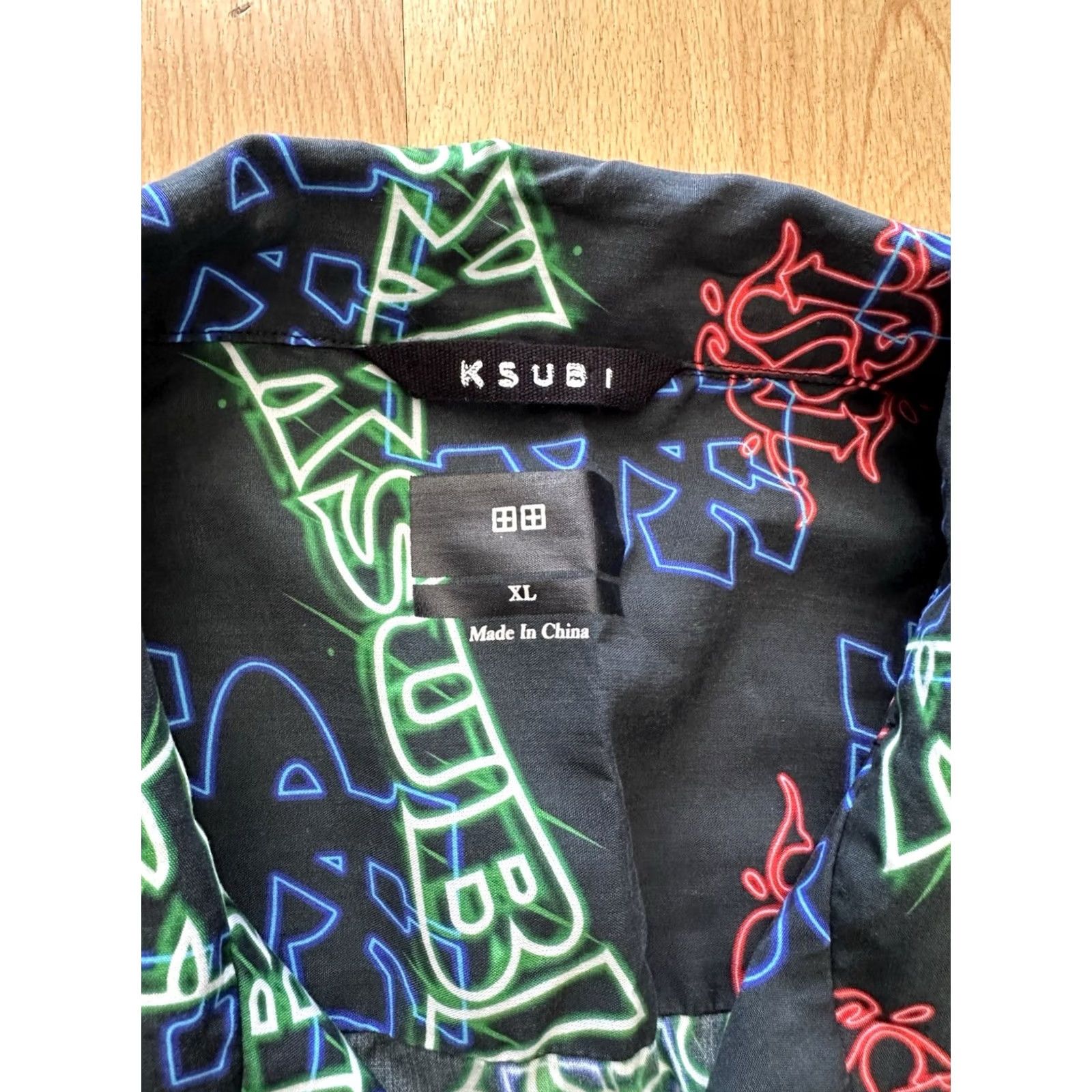 Ksubi Mens KSUBI Glow Resort SS Camp Shirt Button-Front Black XL Wide Logo Short Sleeve Camp Shirt Men XS? Size US XL / EU 56 / 4 - 3 Thumbnail
