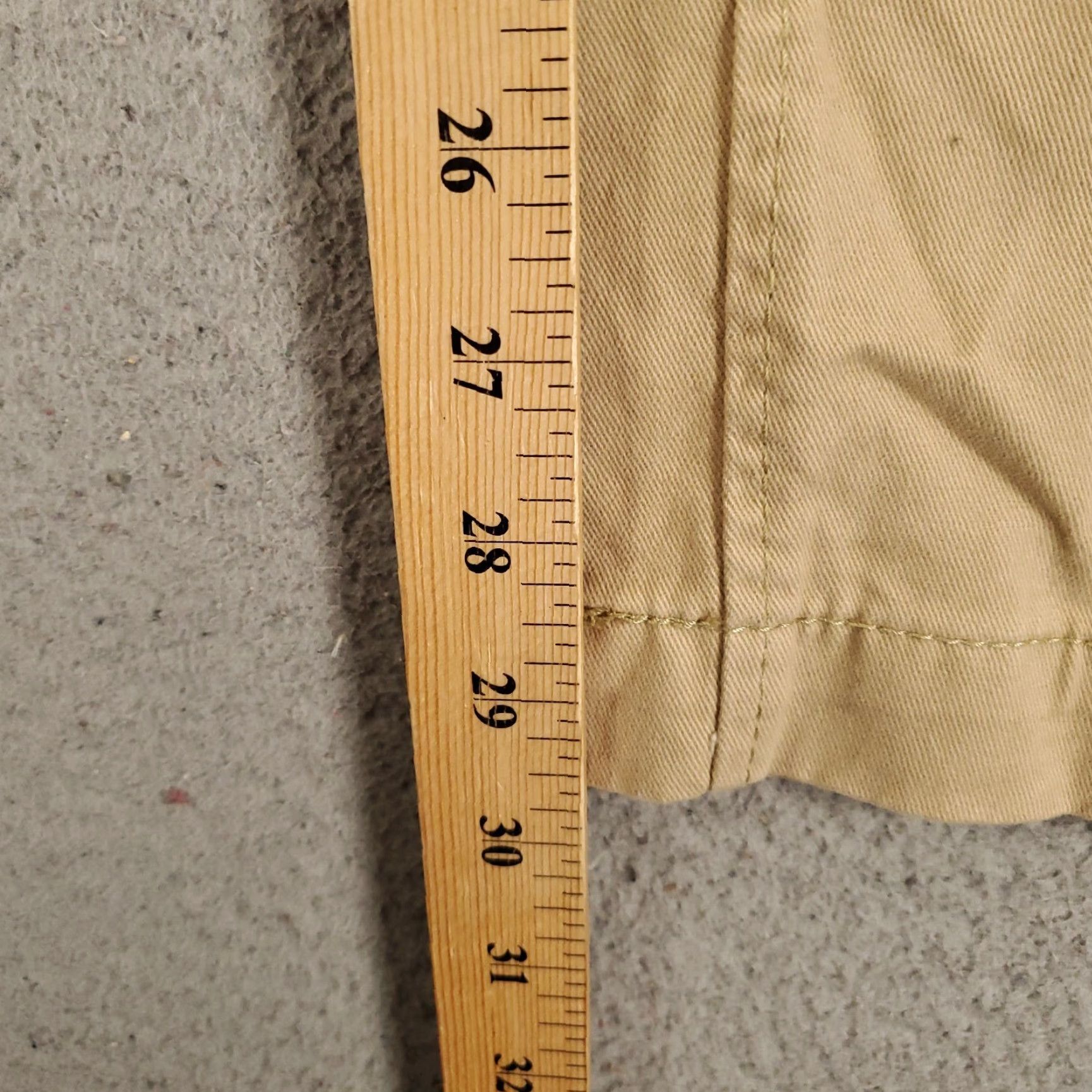 Old Navy VINTAGE Old Navy Cargo Pants 33x30 Beige Men 5-Pocket Cargo 33 Relaxed Straight Casual Travel Workwear Old Navy Mens Beige Cargo Pants Size US 33 - 3 Thumbnail