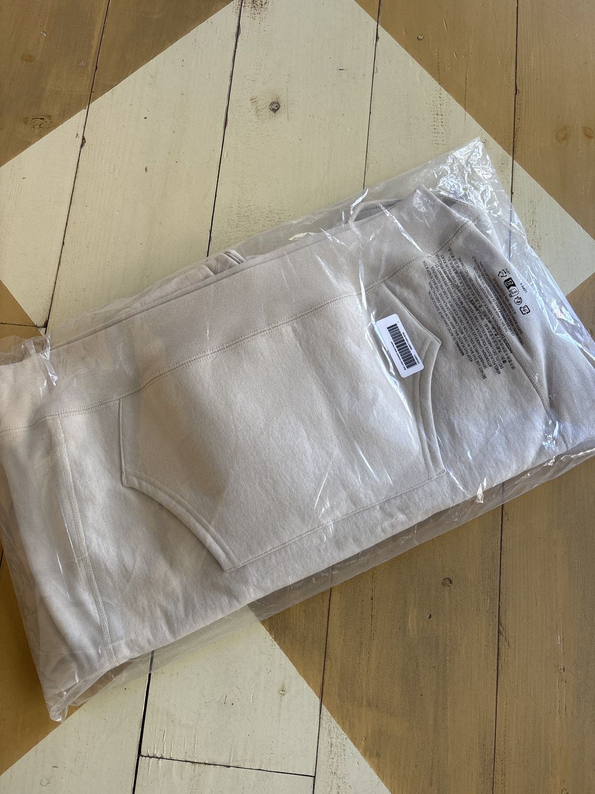 Supreme Supreme box logo hoodie Stone fw24 Size US L / EU 52-54 / 3 - 3 Thumbnail