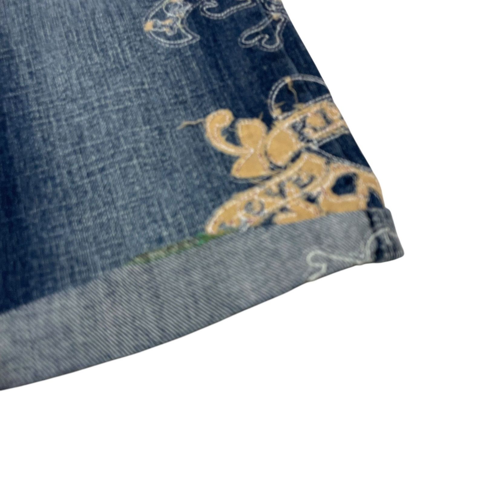 Ed Hardy × Vintage Ed Hardy Women's Blue Cotton Beaded Mid-Rise Denim Shorts 28 Size 28" / US 6 / IT 42 - 7 Thumbnail