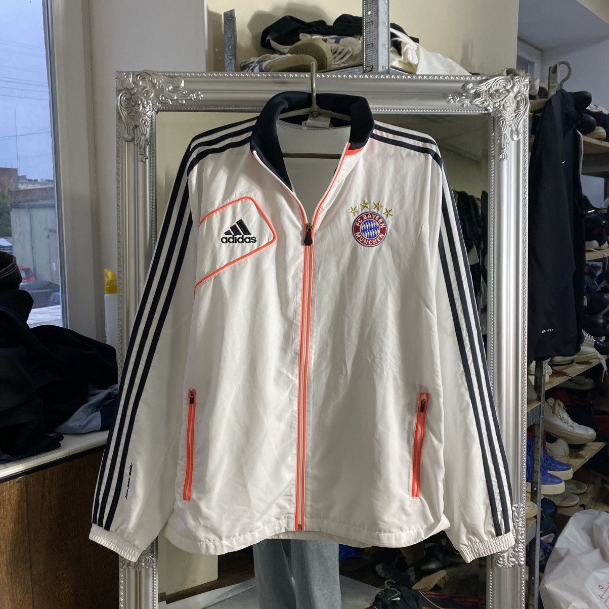 Adidas vintage y2k Adidas Bayern Munich jacket Size US L / EU 52-54 / 3 - 1 Thumbnail