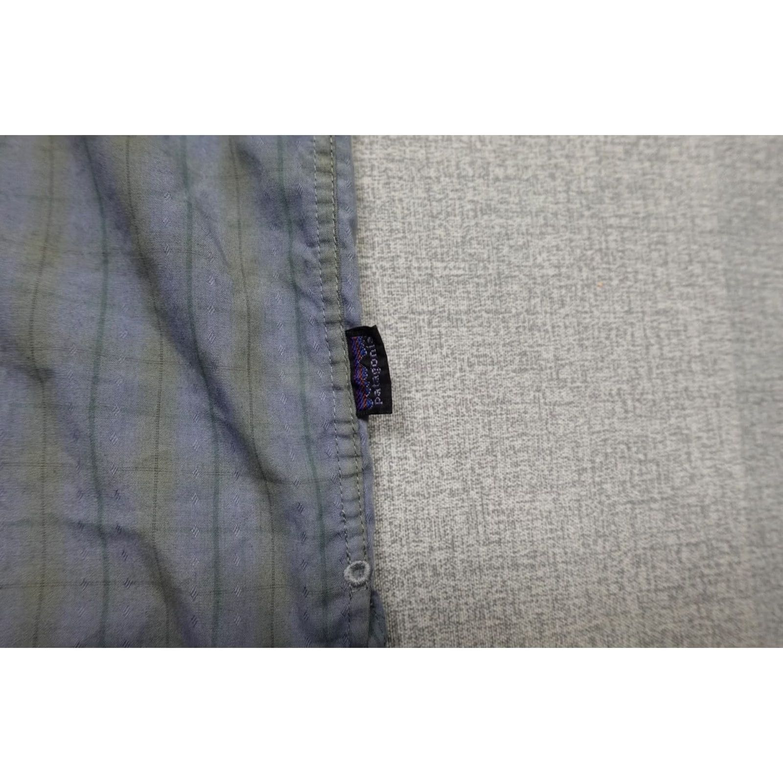 Patagonia Patagonia Shirt Mens Large Gray Check Organic Cotton Camp Hiking Fishing Light Shirt (Button-Up) Mens Size US L / EU 52-54 / 3 - 4 Thumbnail