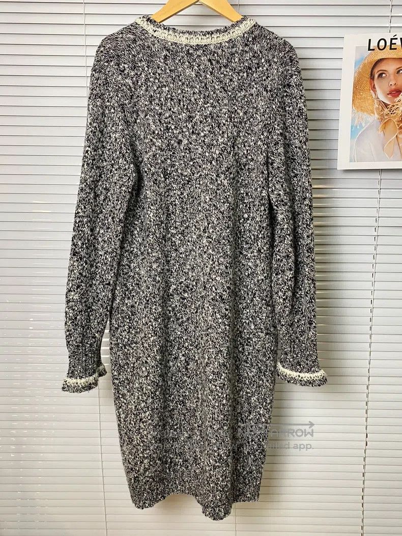 Chanel Chanel Black and white colour-block knitted cardigan coat Size XS / US 0-2 / IT 36-38 - 2 Thumbnail