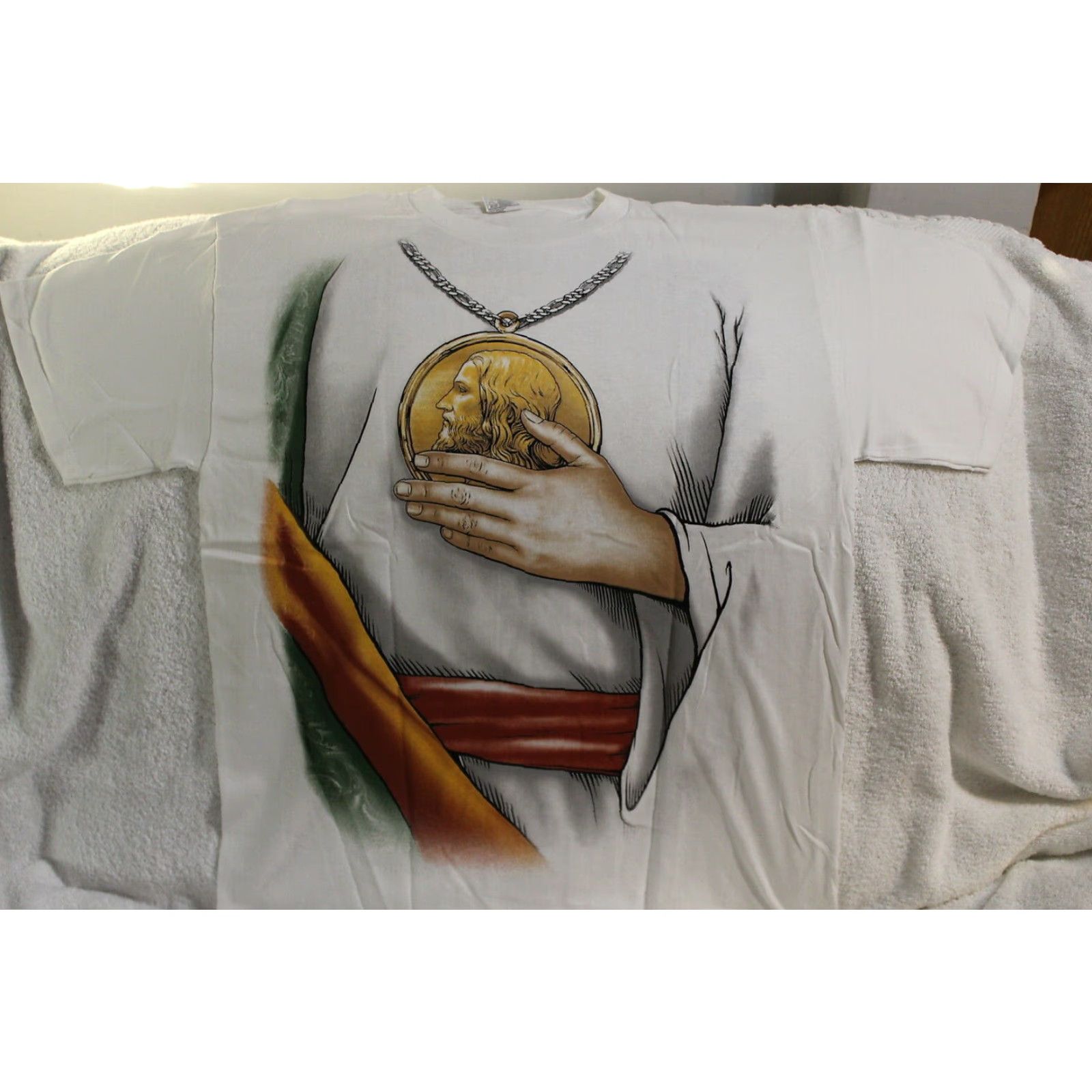 Vintage SAN JUDAS TADEO ORACION JUDAS THADDEUS SAINT JUDE T-SHIRT T-Shirt White 2XL Men Graphic Tee 100% Cotton Short Sleeve Size US XXL / EU 58 / 5 - 5 Thumbnail