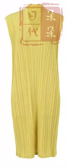 Issey Miyake Issey Miyake size:3 Yellow pleated dress Size S / US 4 / IT 40 - 2 Thumbnail