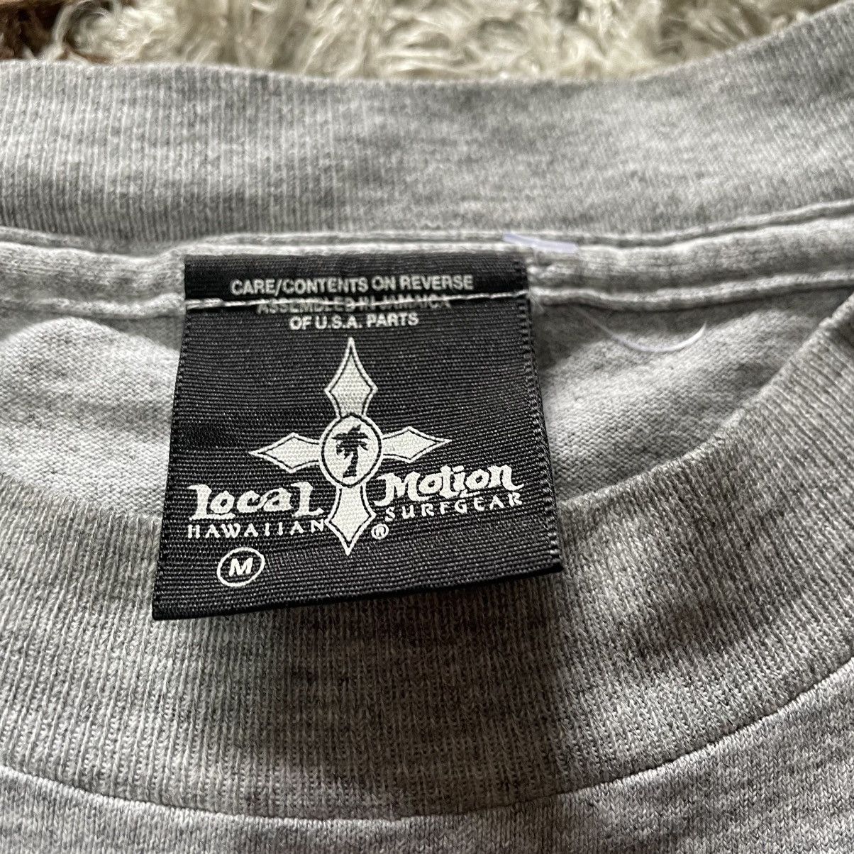 Vintage 🔥Vintage 90s Local Motion Big Logo Surfing Tee Size US M / EU 48-50 / 2 - 8 Thumbnail
