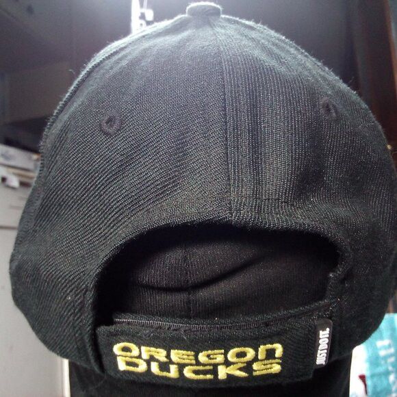 NCAA × Nike Nike Oregon Ducks Strap Back Hat Cap Size ONE SIZE - 3 Thumbnail