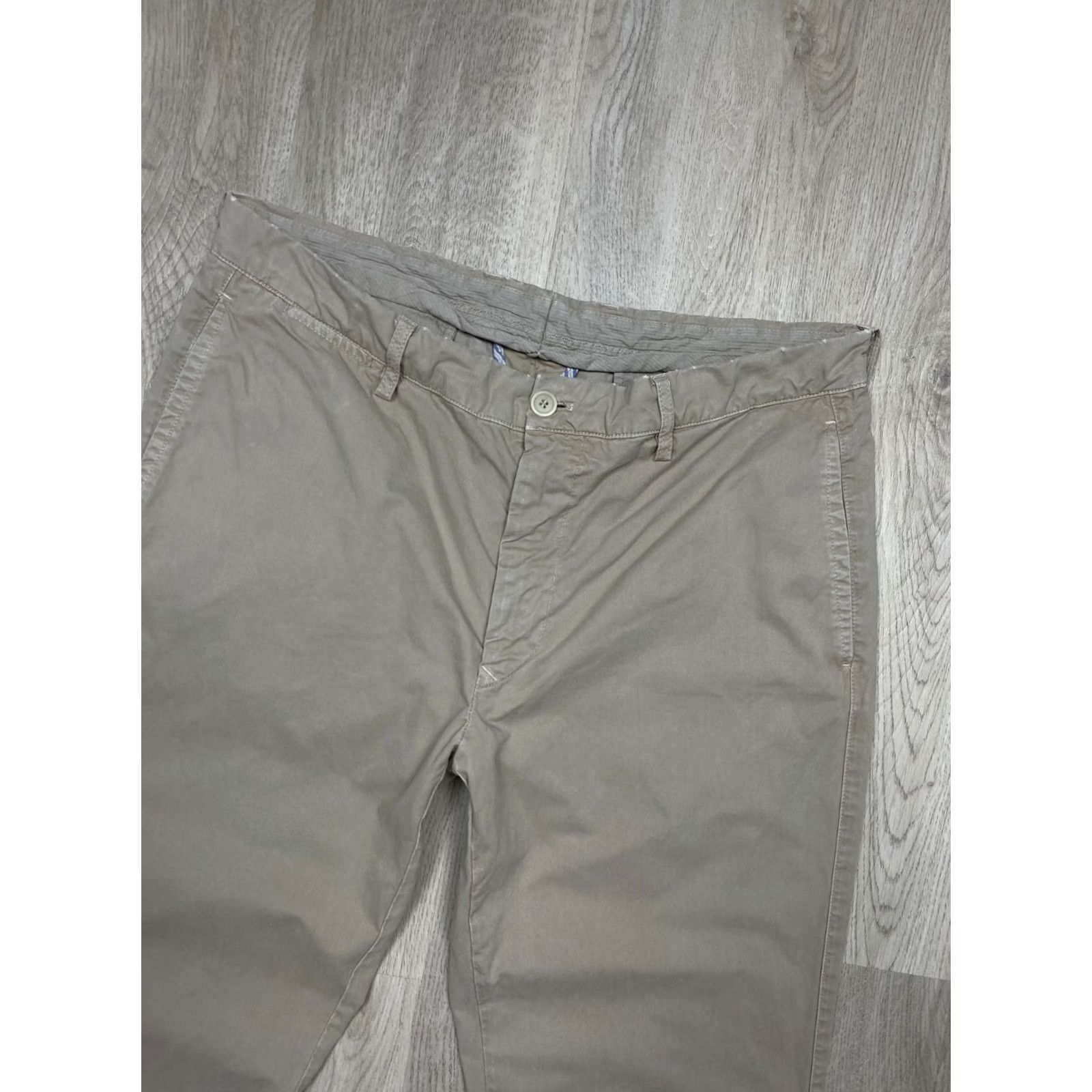 Aspesi Aspesi Vintage Chino Pants Mens Size 52 L Beige 34 Inseam 90 cm 114 cm Holiday 34 Inseam 90 cm Mens Beige Chino pants 52L vintage Aspesi Size US 34 / EU 50 - 2 Thumbnail