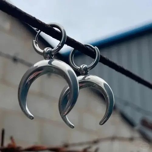 Other Harajuku Moon Hoop Earrings Size ONE SIZE - 1 Thumbnail